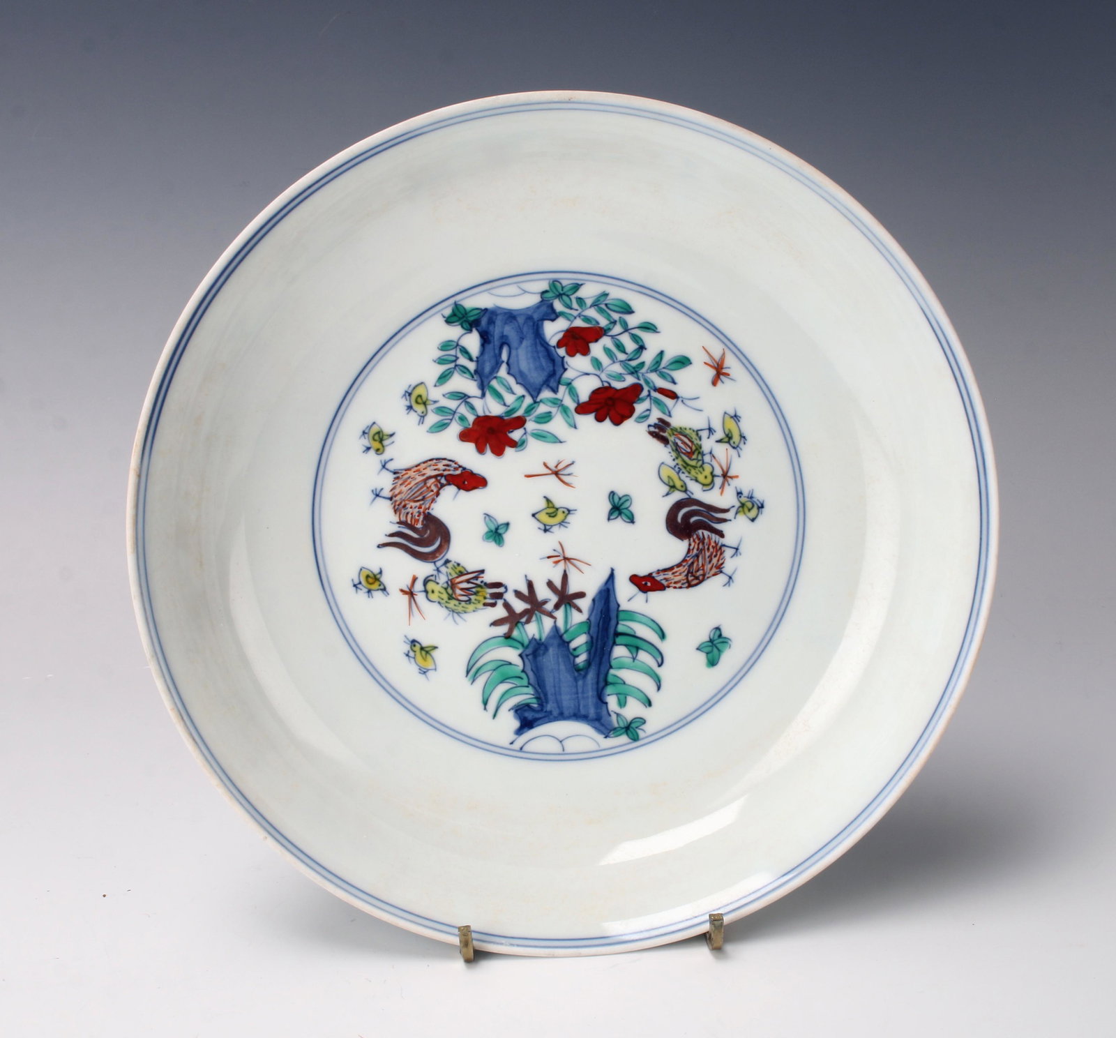 FINE 19TH C. CHINESE PORCELAIN DUCAI ROOSTER BOWL (1 of 5)