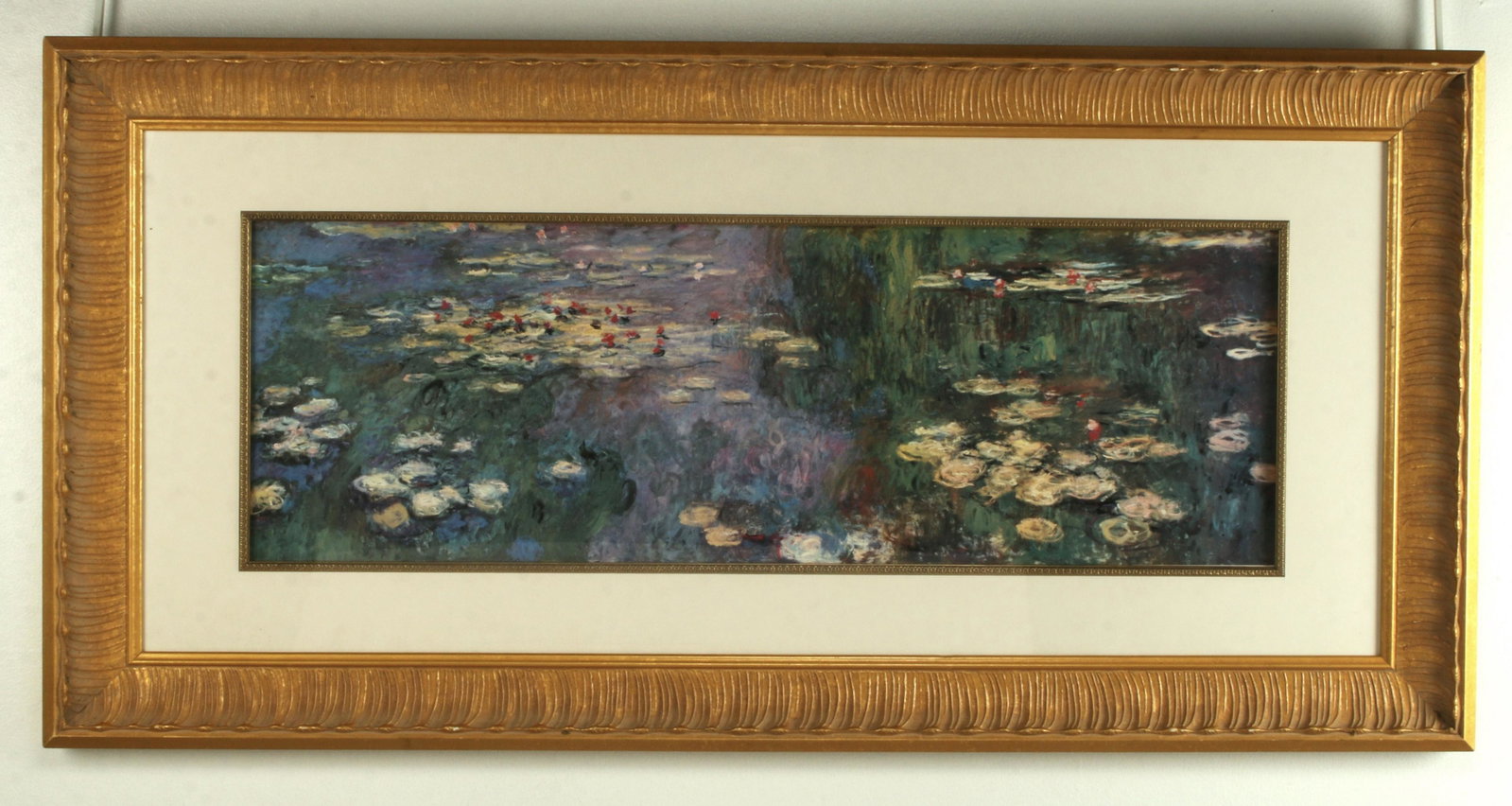 FRAMED REPRODUCTION MONET WATER LILIES: FRAMED REPRODUCTION MONET WATER LILIES Beautifully framed and matted.