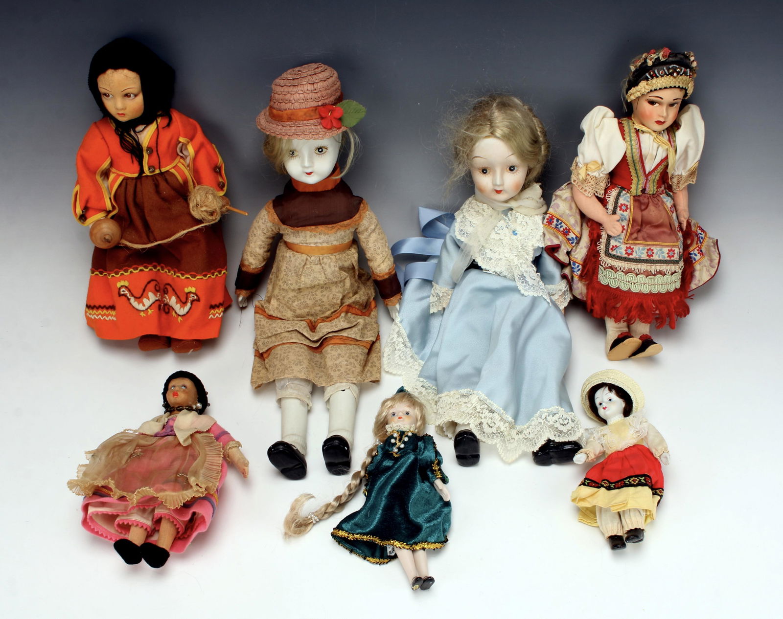 ASSORTED LOT PORCELAIN LENCI TORINO DOLLS (1 of 6)