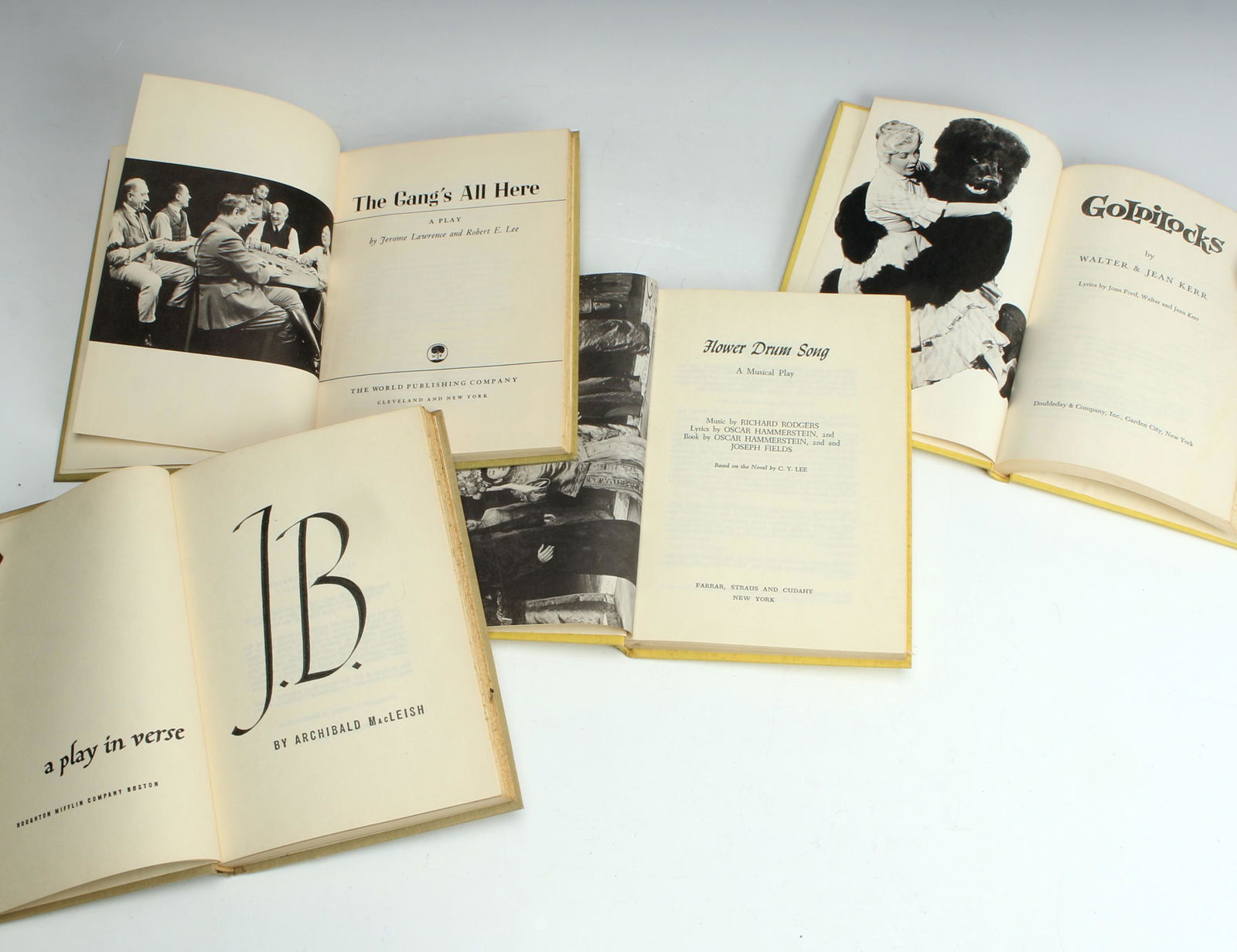 VINTAGE PLAYS GOLDILOCKS, THE GANGS ALL HERE (1 of 2)