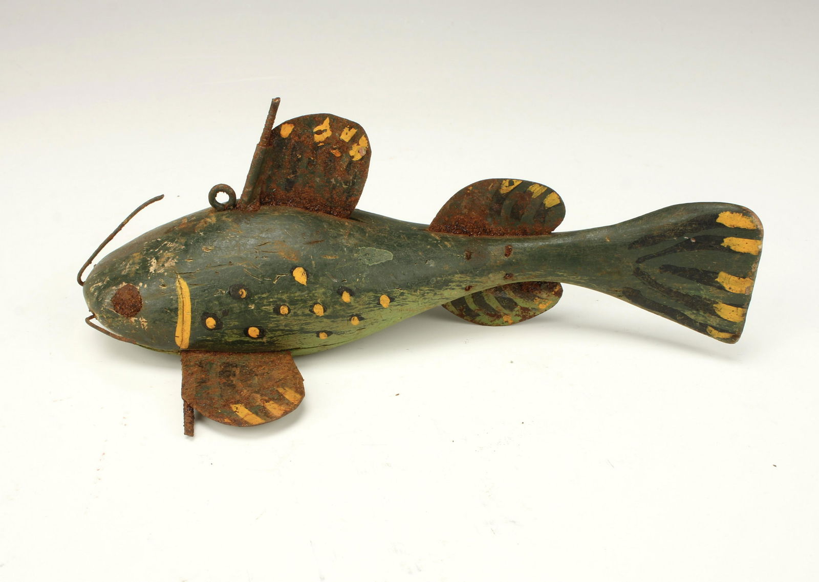 CARVED CATFISH FOLK ART ICE FISHING DECOY LURE (1 of 6)