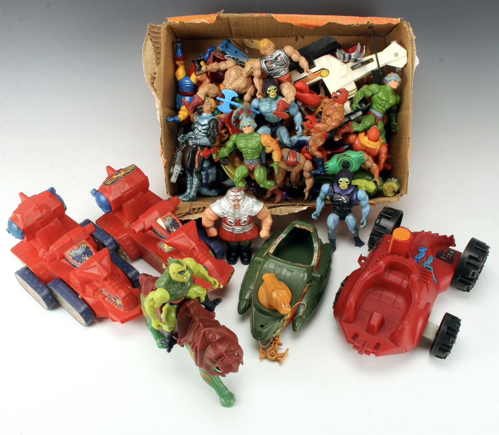 HE-MAN AND MASTERS OF THE UNIVERSE TOYS (1 of 3)