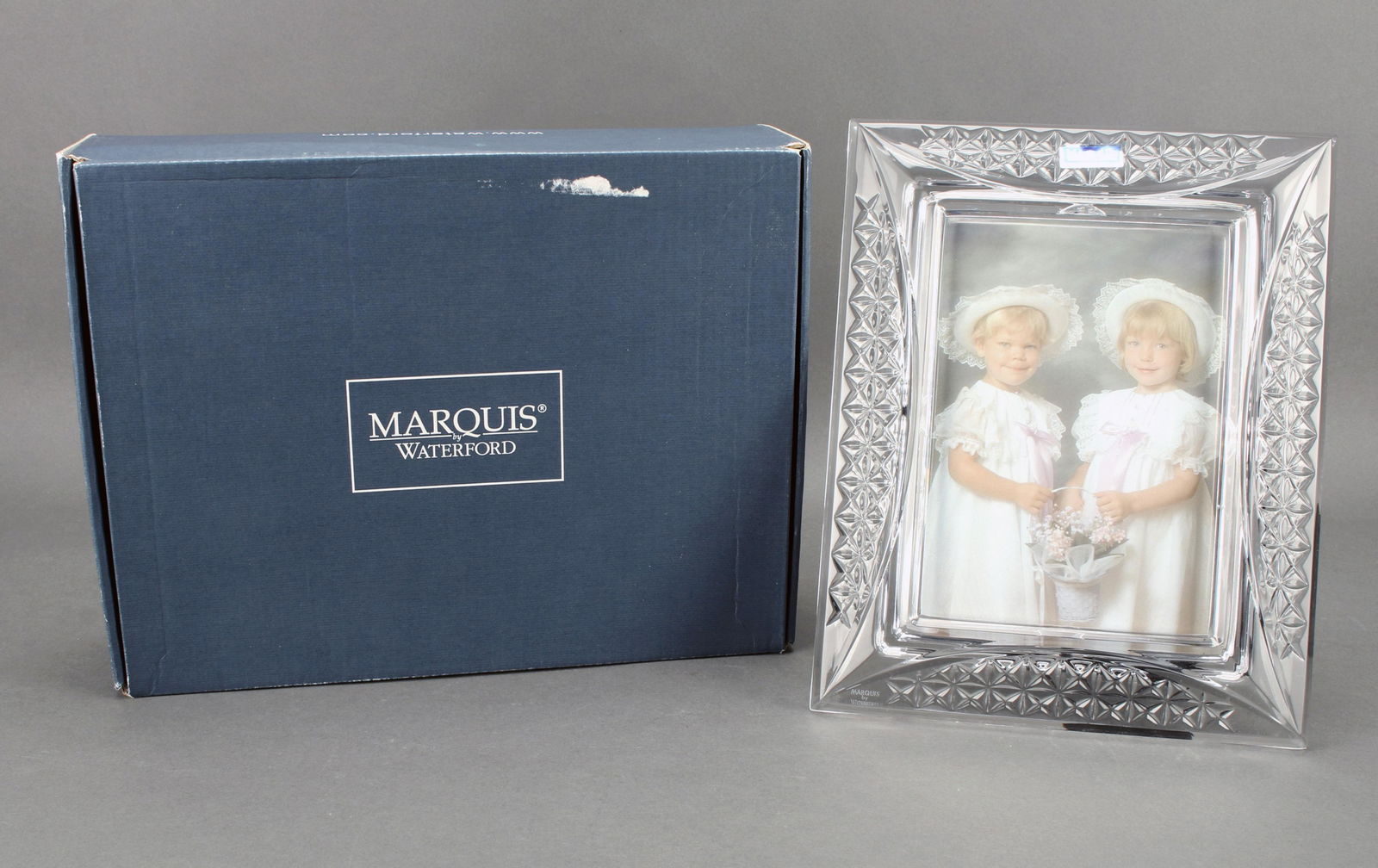 WATERFORD MARQUIS CRYSTAL PICTURE FRAME IN BOX (1 of 4)