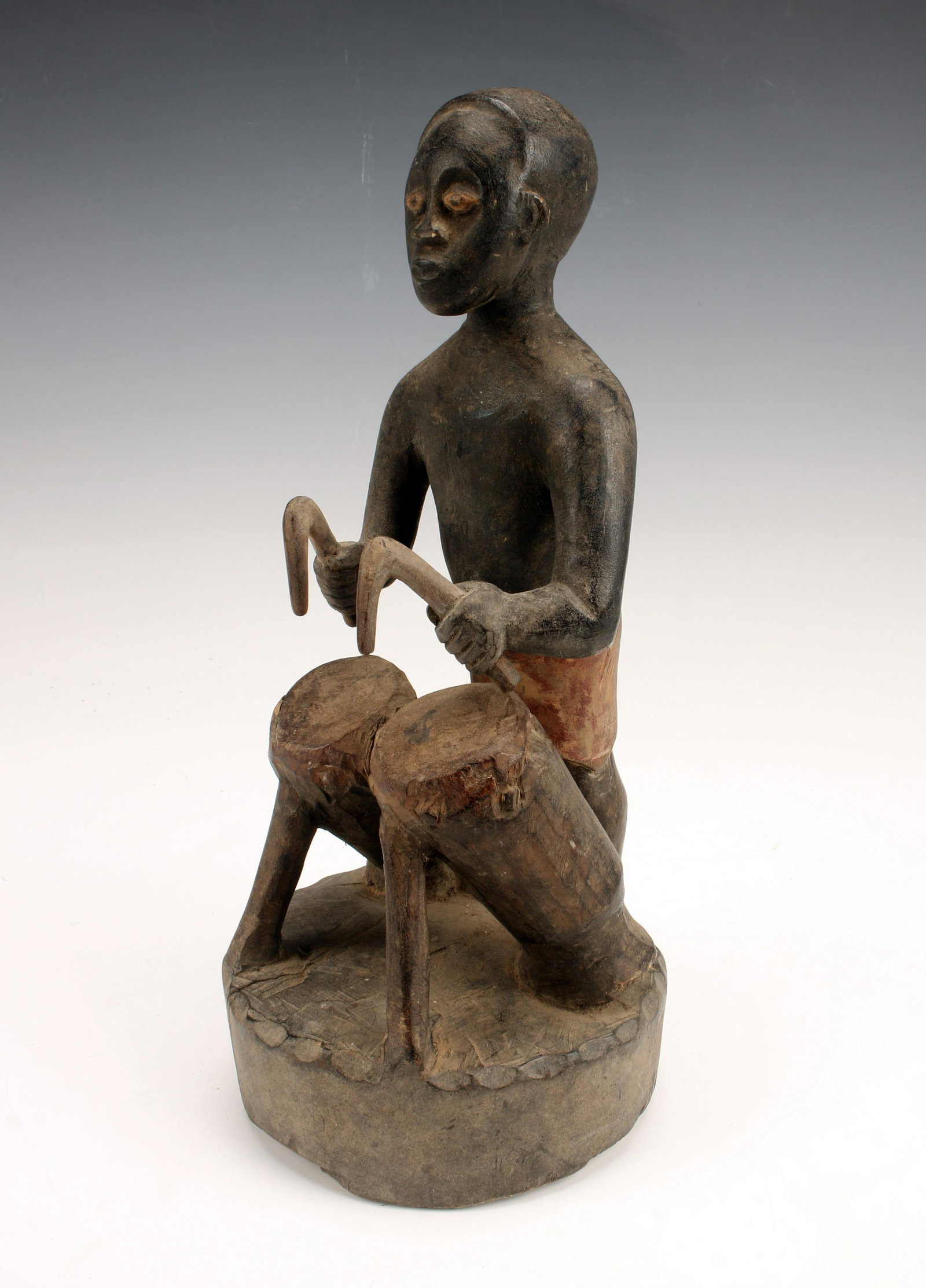 BAULE DRUM PLAYER STATUE IVORY COAST (1 of 6)