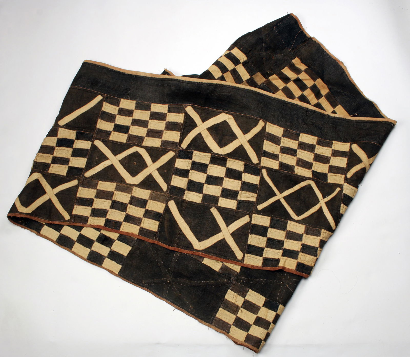 WOVEN AFRICAN FABRIC (1 of 4)