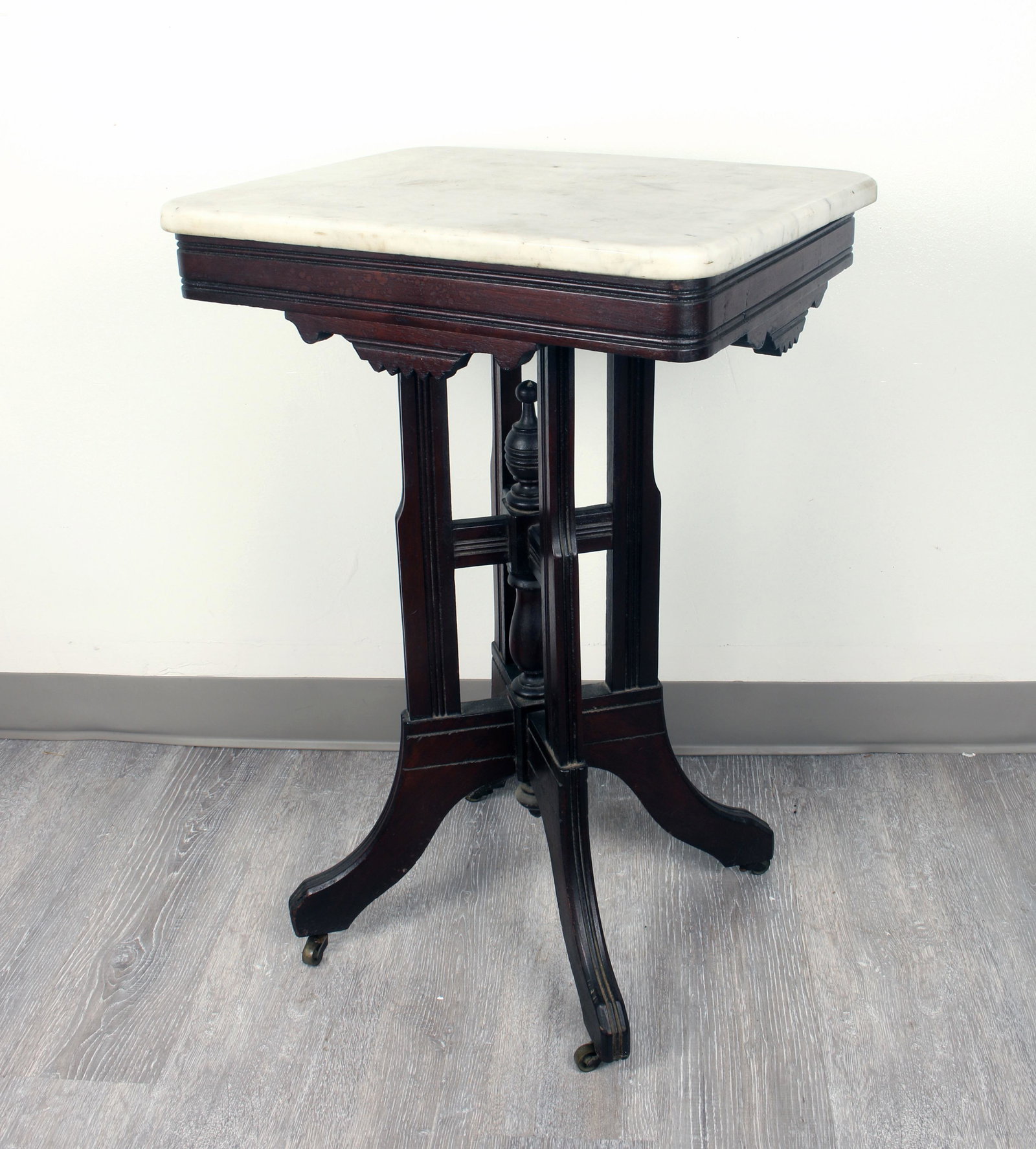 VICTORIAN EASTLAKE MARBLE TOP SIDE LAMP TABLE (1 of 5)