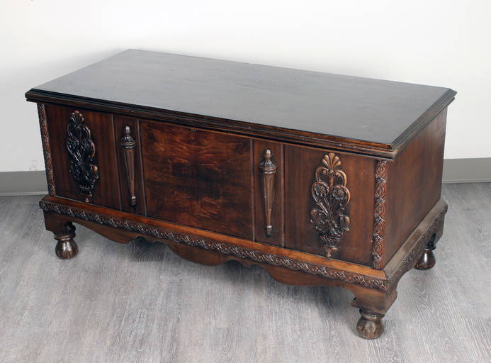 Cedar Lined Hope Blanket Chest