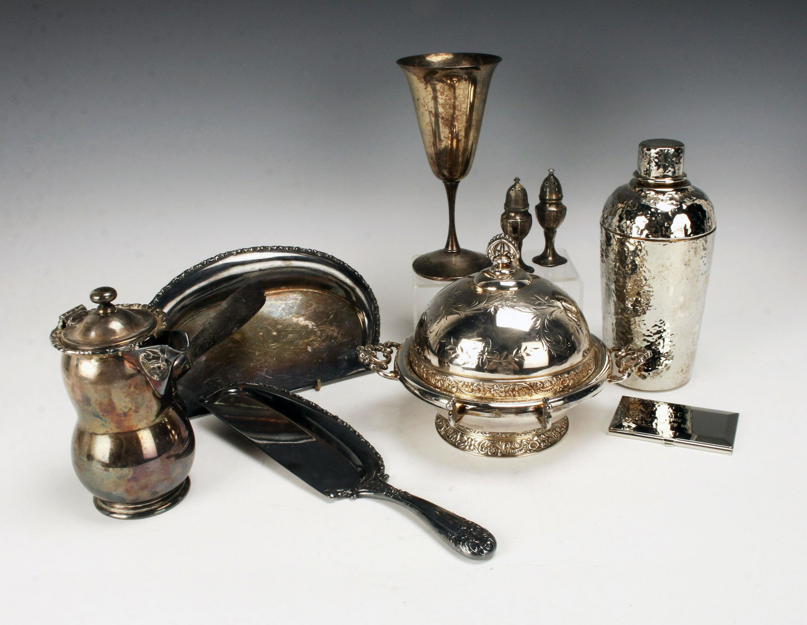 VINTAGE & ANTIQUE SILVERPLATE LOT (1 of 11)
