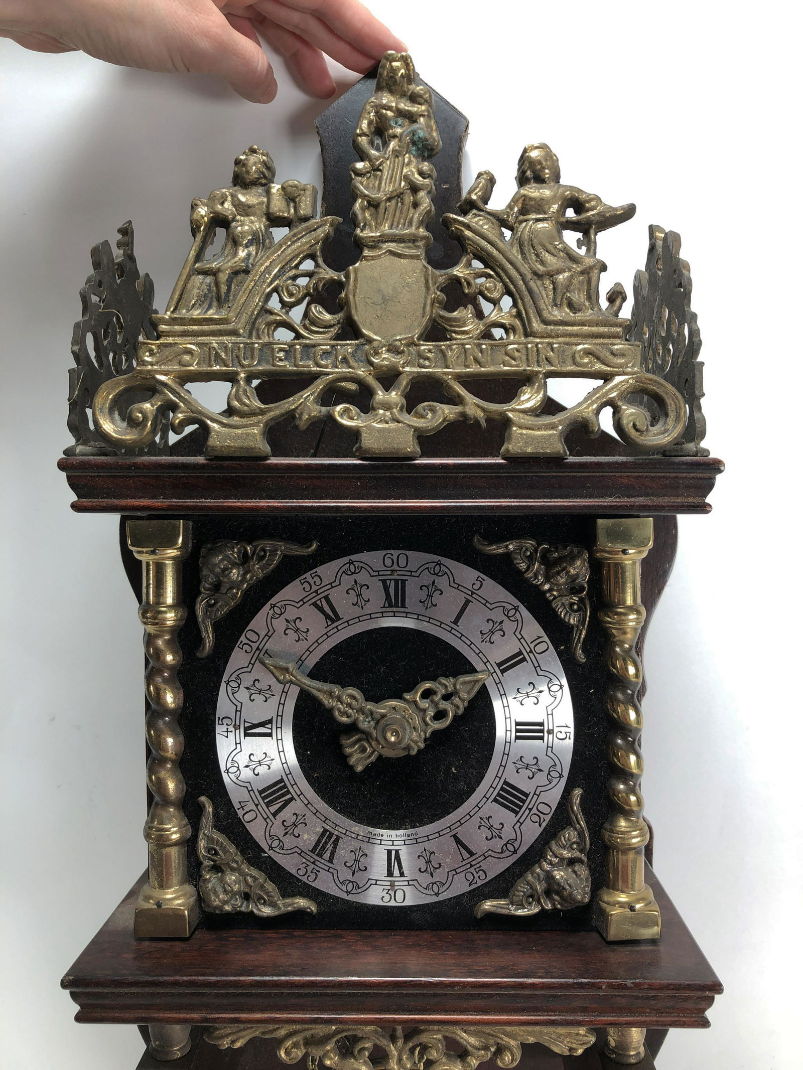 DUTCH ZAAN DAM WALL CLOCK FRANZ HERMLE (1 of 12)