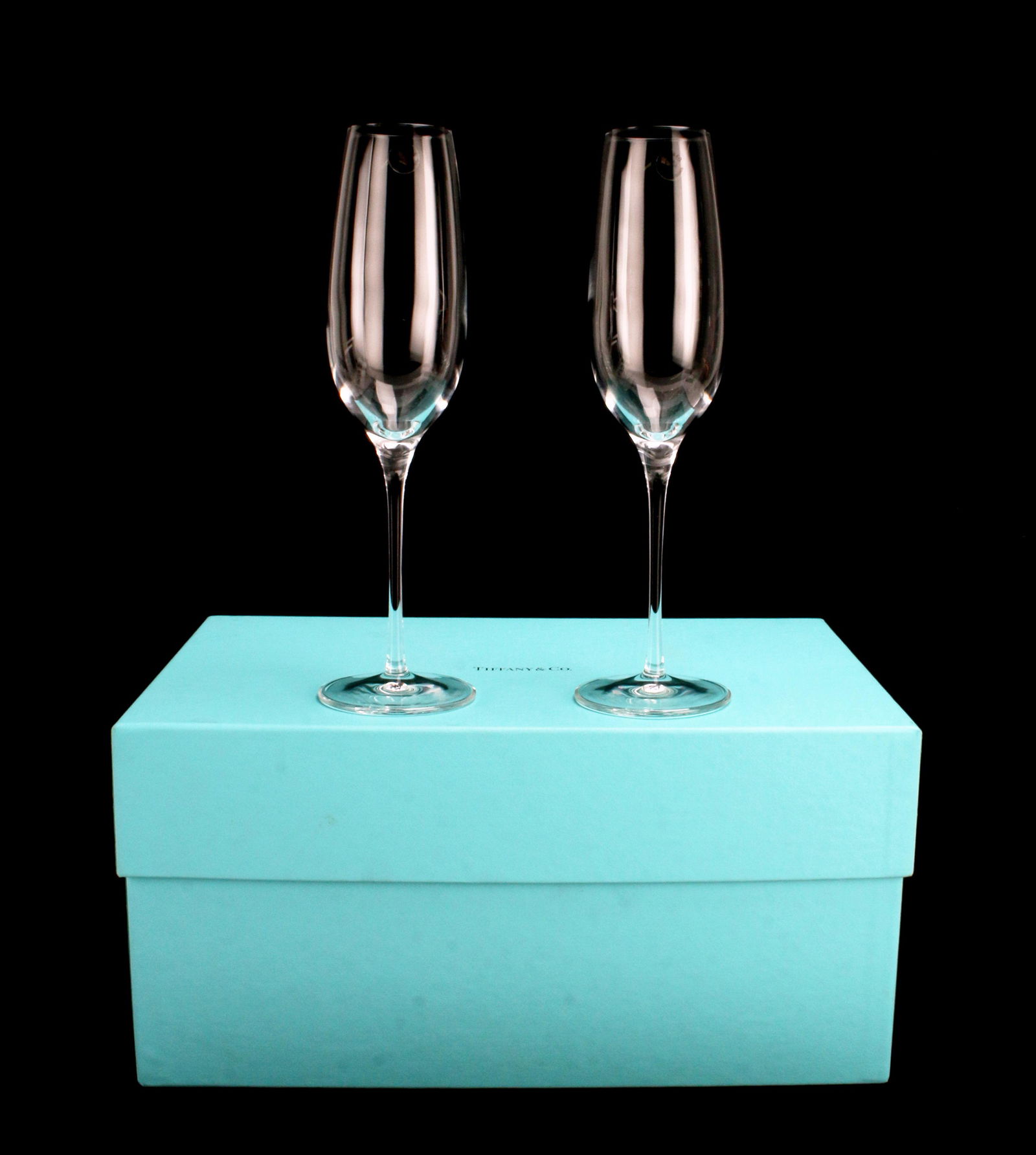 PAIR TIFFANY CHAMPAGNE FLUTES IN BOX (1 of 5)