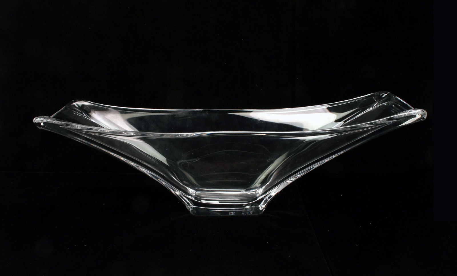 IMPRESSIVE BACCARAT CRYSTAL CENTERPIECE BOWL (1 of 7)