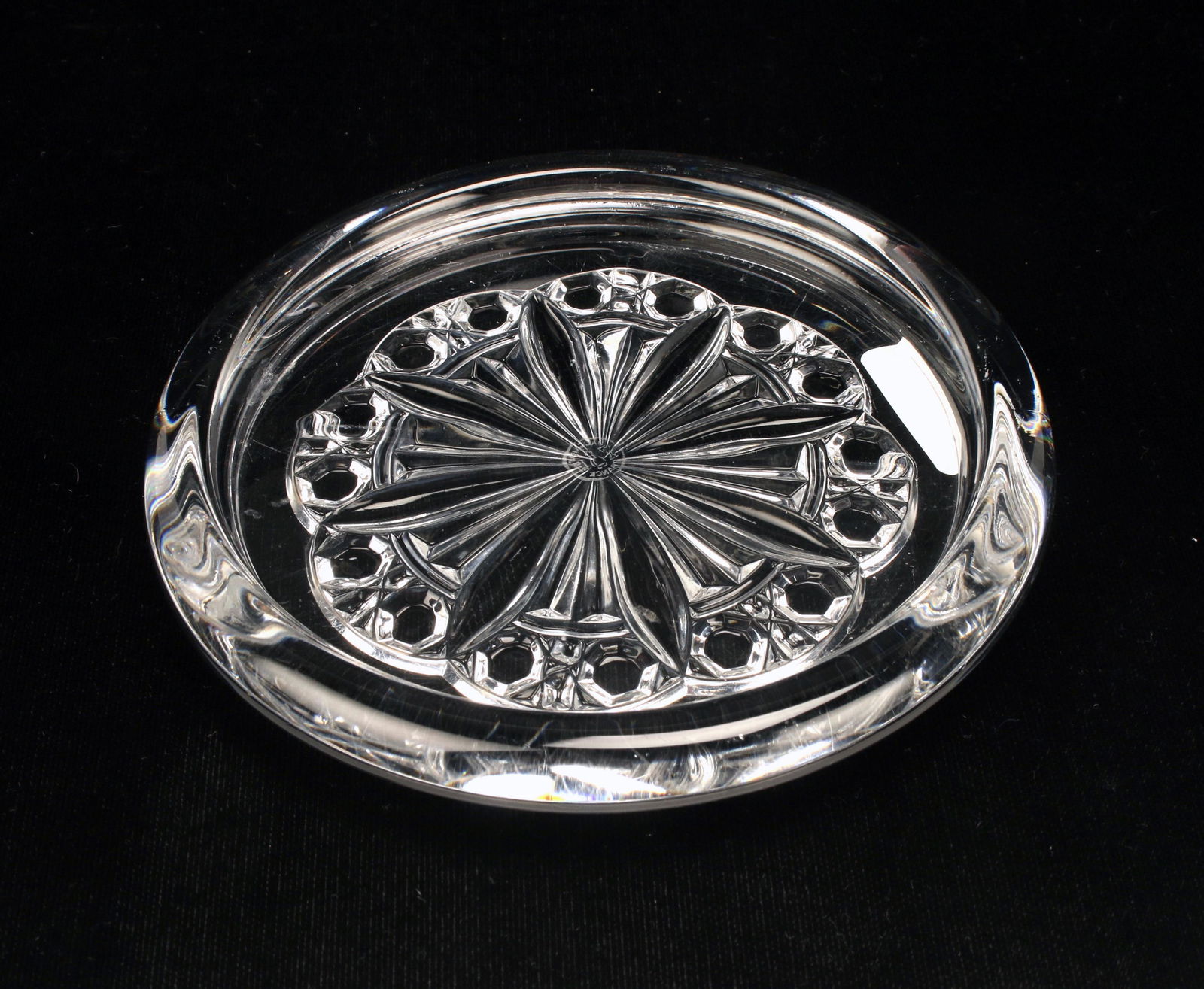 BACCARAT CRYSTAL ROSACE WINE COASTER: BACCARAT CRYSTAL ROSACE WINE COASTER Round wine coaster with cut design on base. Marked Baccarat on bottom. 5 1/2" Shipping:<