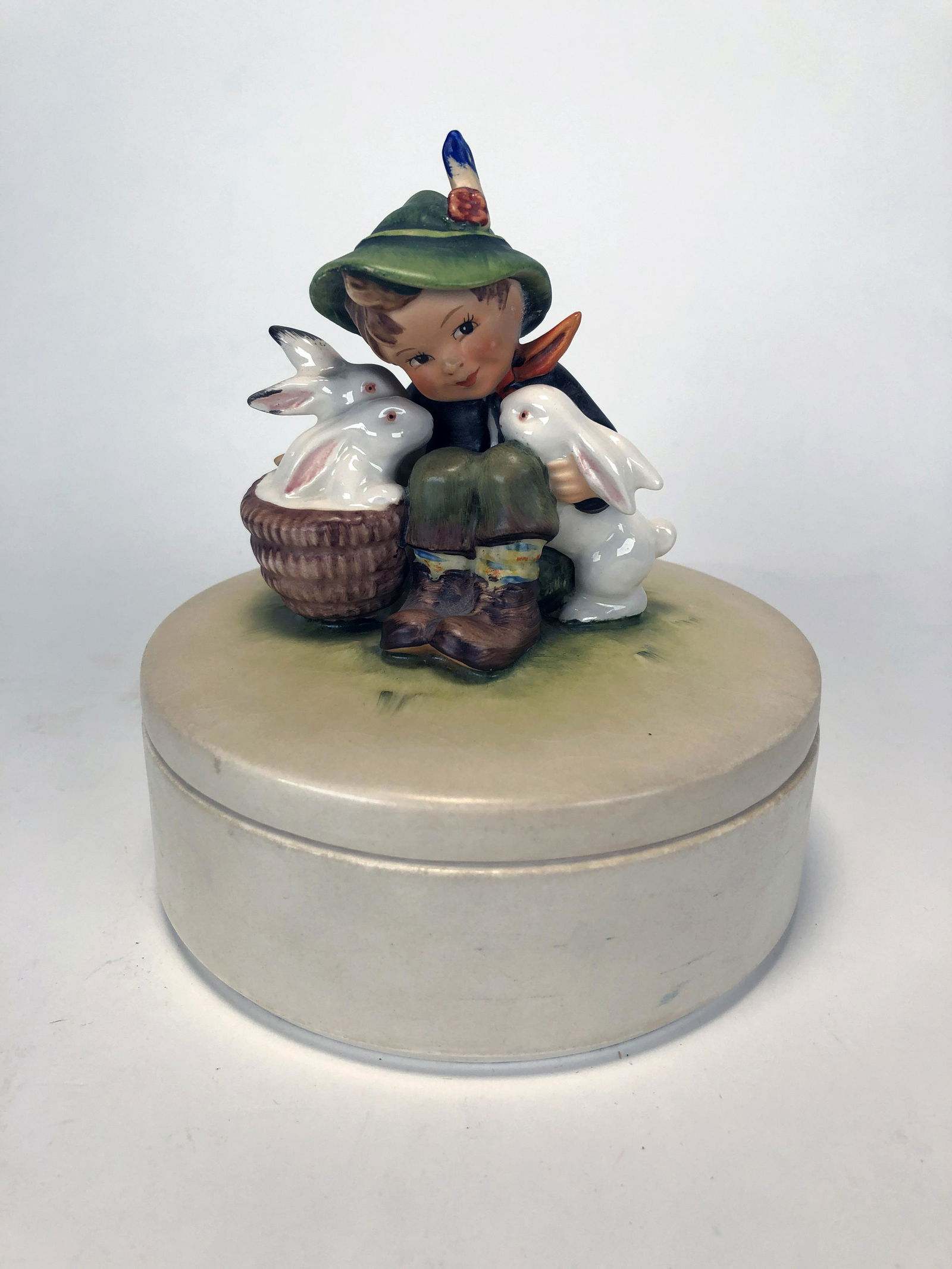 GOEBEL HUMMEL "PLAYMATES" CANDY BOX TMK-3 (1 of 6)