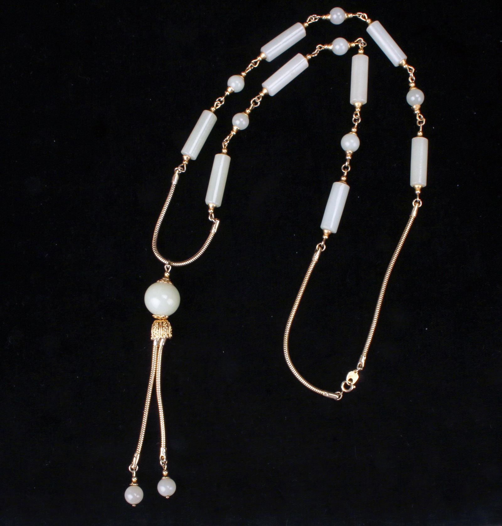 GREEN & GOLD TASSEL COSTUME NECKLACE (1 of 3)