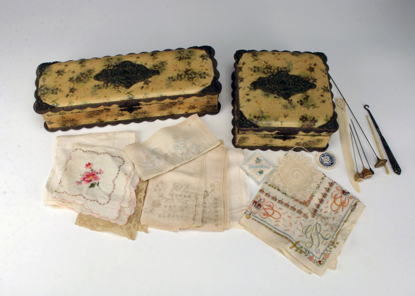 TWO ANTIQUE DRESSER BOXES (1 of 7)