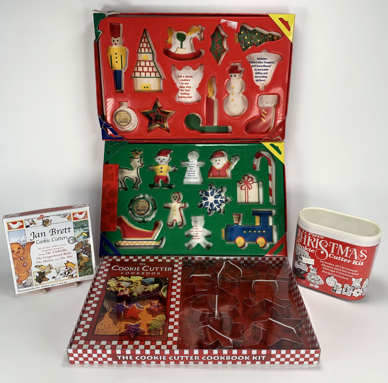 5 HOLIDAY COOKIE CUTTER SETS IN BOX (1 of 6)