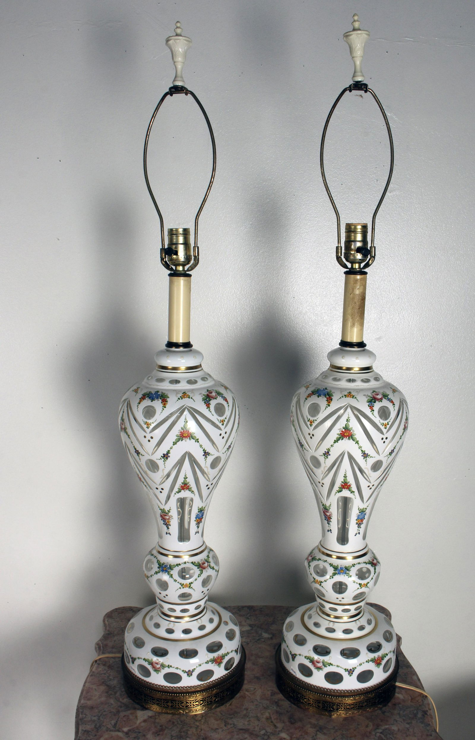 VINTAGE PAIR BOHEMIAN WHITE OVERLAY HAND PAINTED LAMPS (1 of 7)