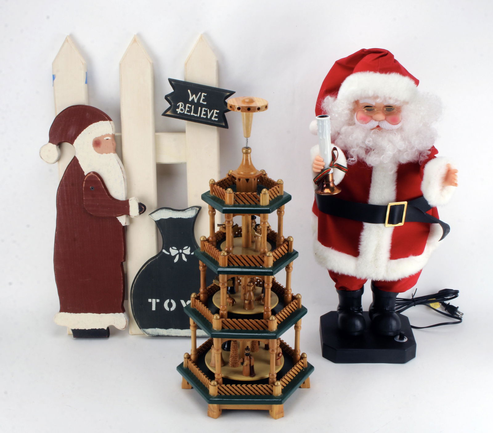 ASSORTED LARGE CHRISTMAS DECORATIONS (1 of 5)