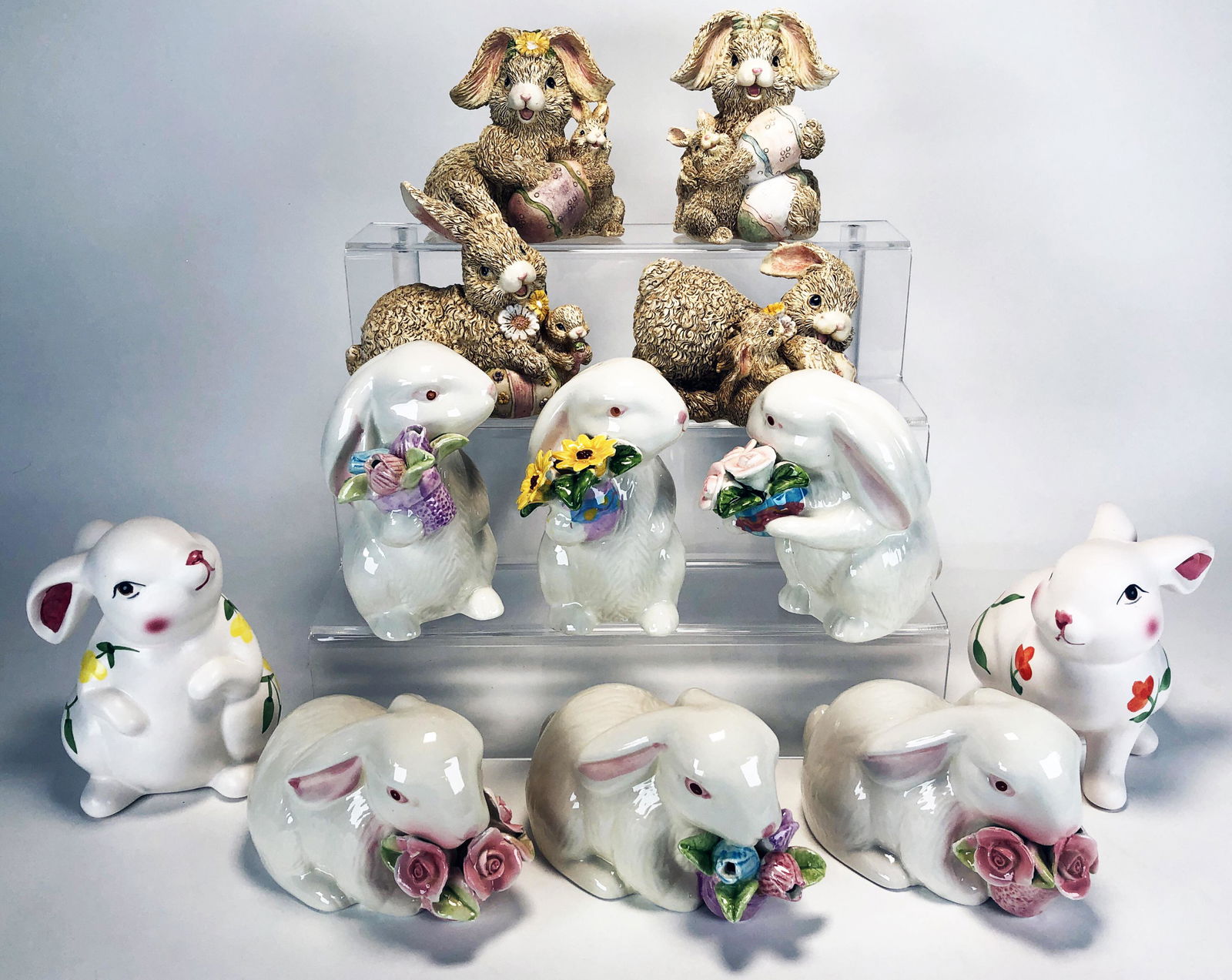 COLLECTION OF PORCELAIN BUNNIES (1 of 6)