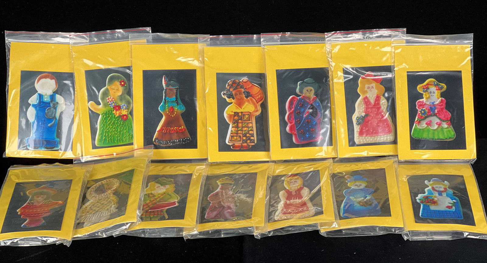 13 INTERNATIONAL DOLL COOKIE CUTTERS (1 of 6)