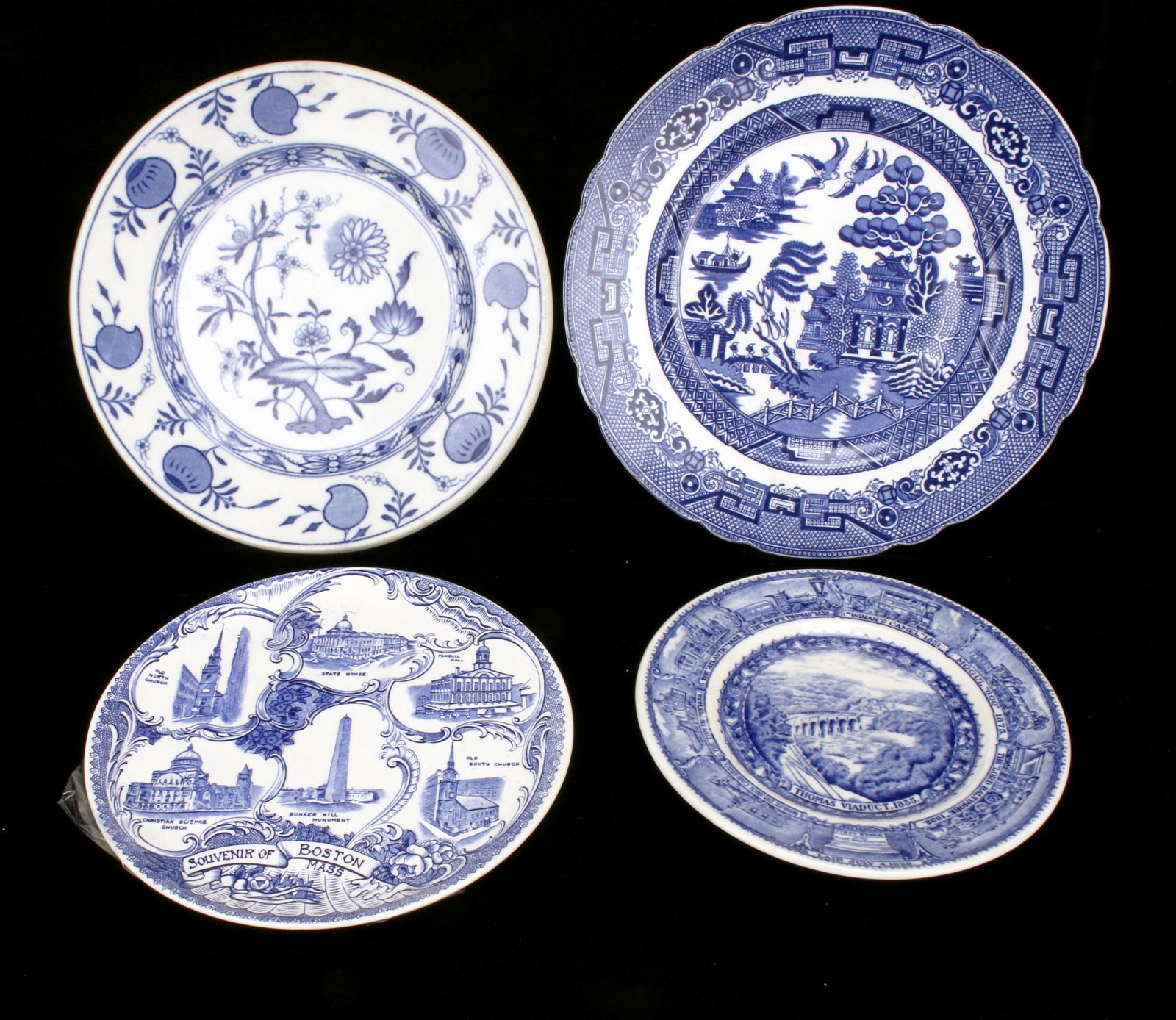 FOUR BLUE & WHITE DECORATIVE PLATES (1 of 5)