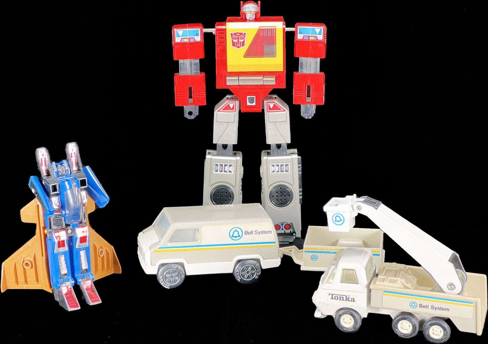 LOT OF VINTAGE 80'S TOYS G1 TRANSFORMERS TONKA (1 of 6)