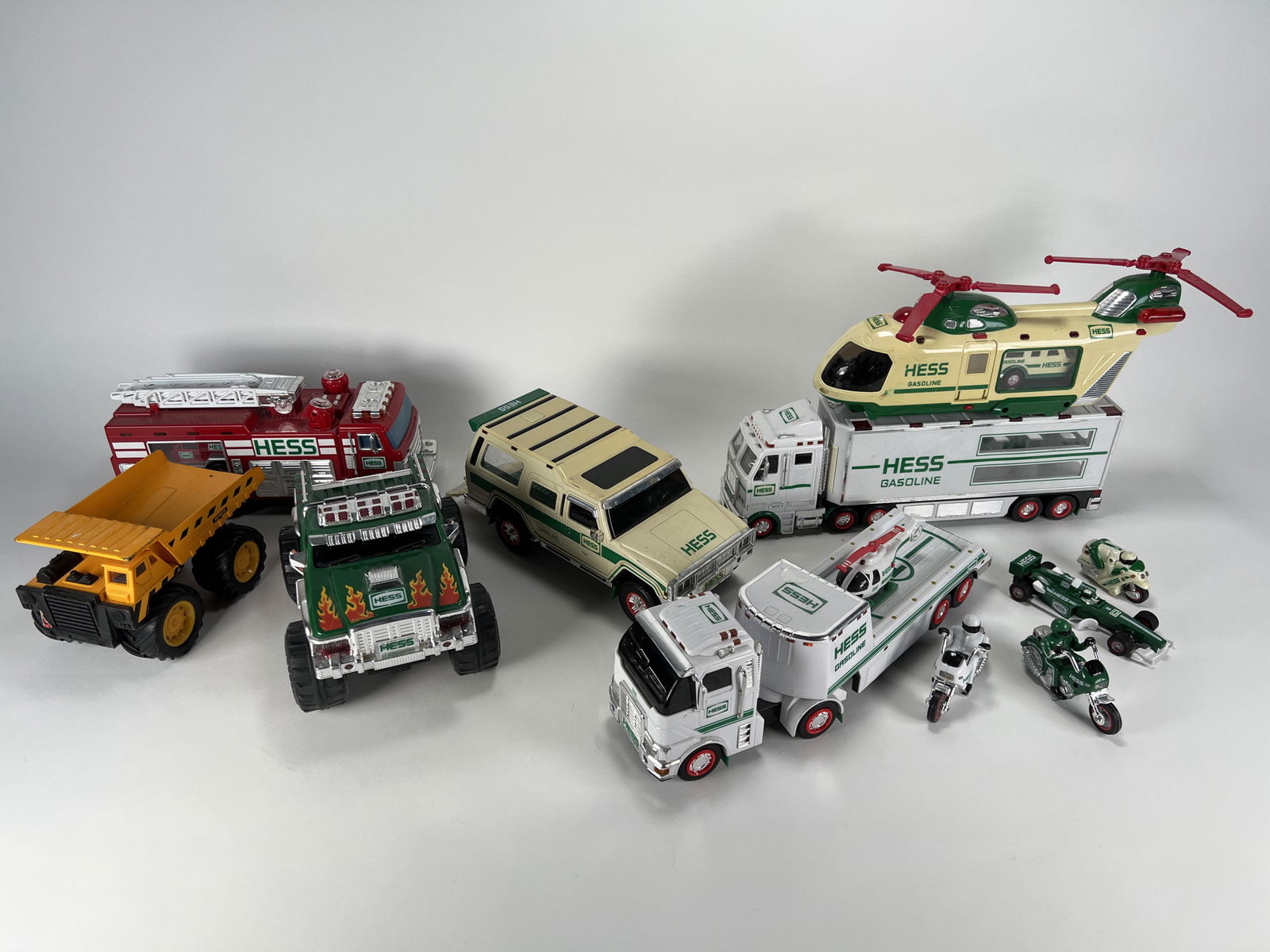 LOT OF HESS TRUCKS & VEHICLES (1 of 4)
