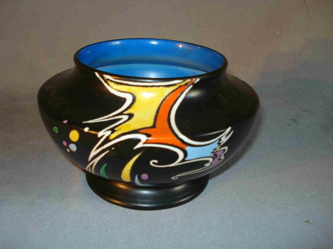 Shelley of England vase: A great looking decorative piece by Shelley. Modernistic designed black and polychrome glazed vase stamped Shelley and numbered 815/8639