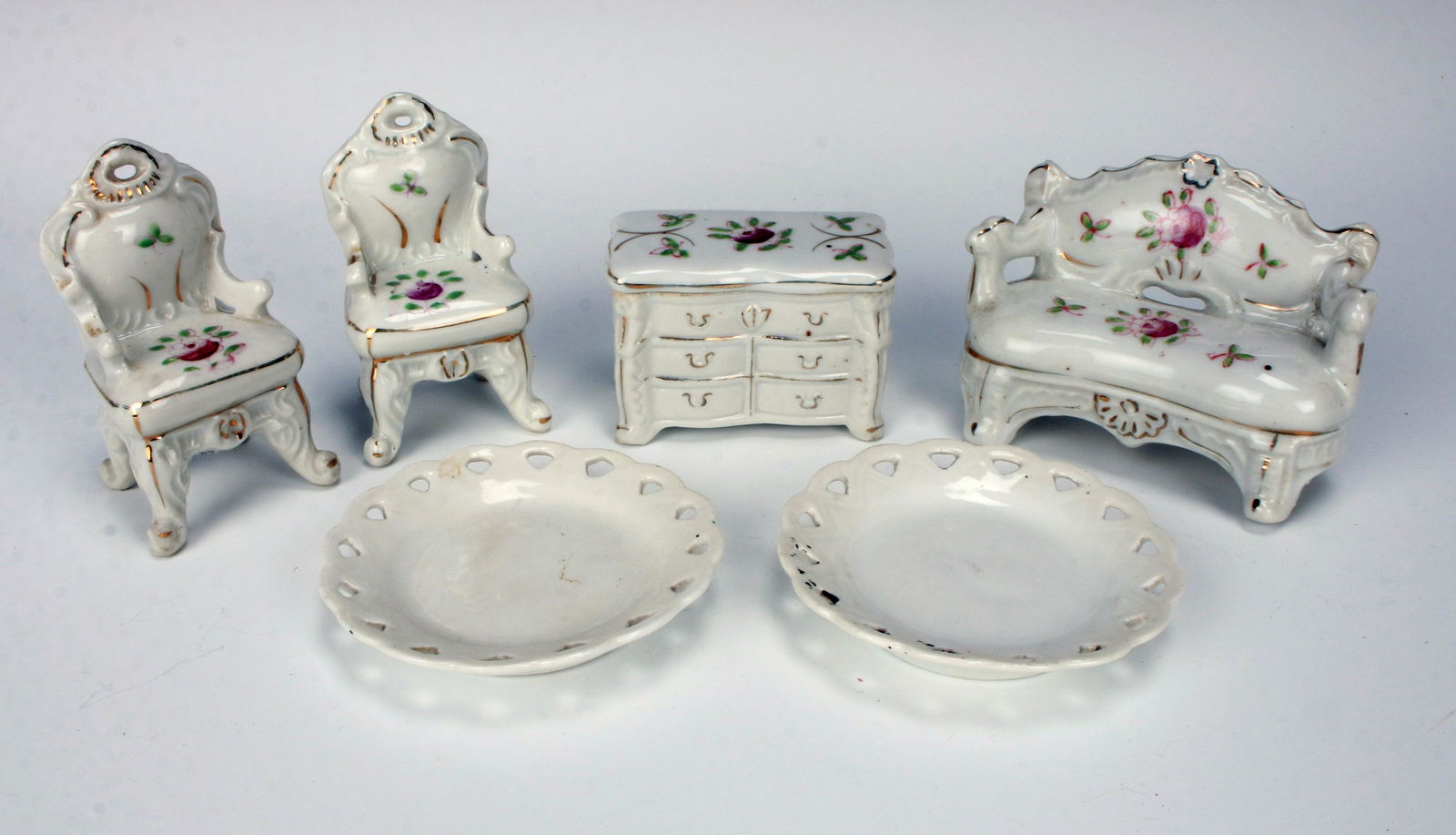 JAPANESE IMPORT PORCELAIN DOLL HOUSE FURNITURE (1 of 3)