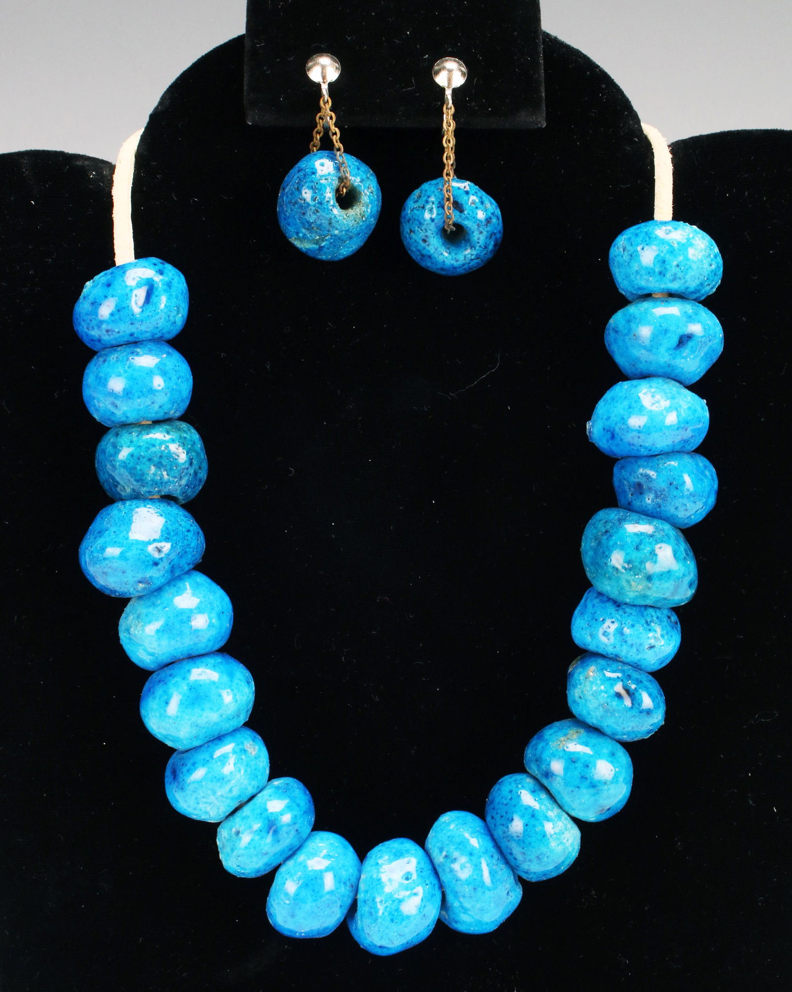 BLUE FAIENCE CERAMIC BEAD NECKLACE & EARRINGS (1 of 2)