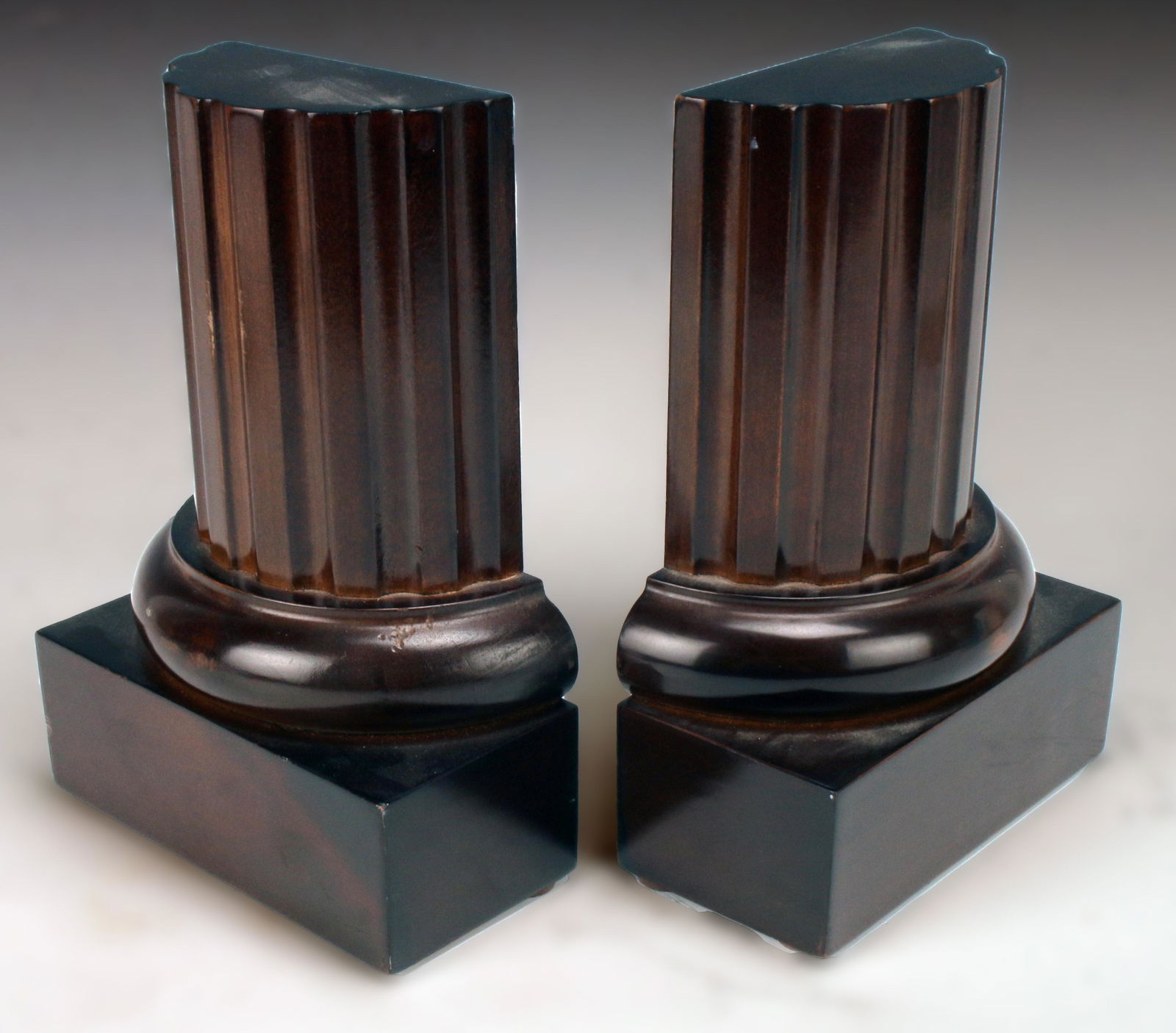BOMBAY CO WOOD PILLAR ROMAN COLUMN BOOKENDS (1 of 4)