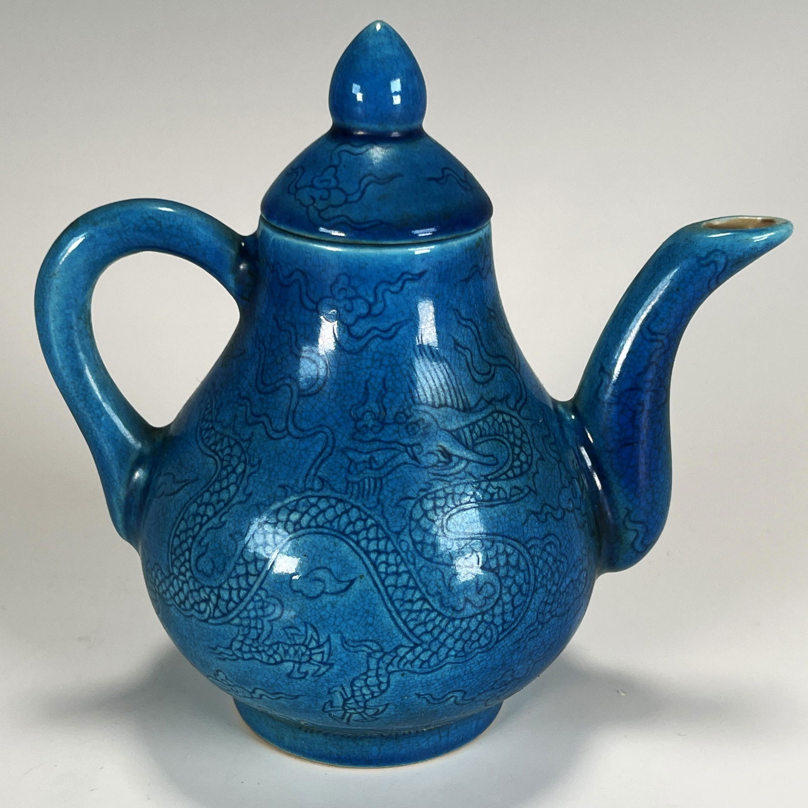 COBALT BLUE PORCELAIN DRAGON TEA POT (1 of 7)