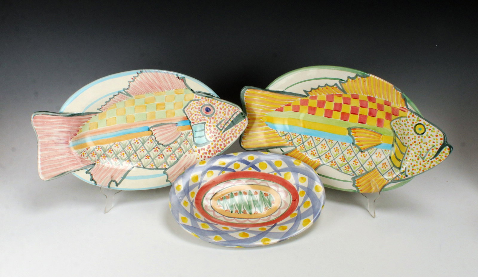 MACKENZIE CHILDS TWO FISH PLATTERS & SMALL PLATTER (1 of 6)