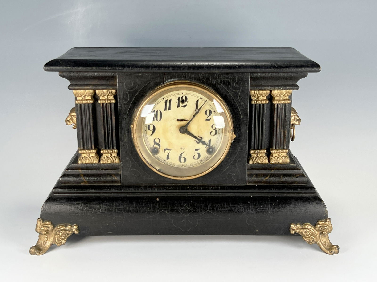 ANTIQUE SETH THOMAS MANTLE CLOCK (1 of 13)