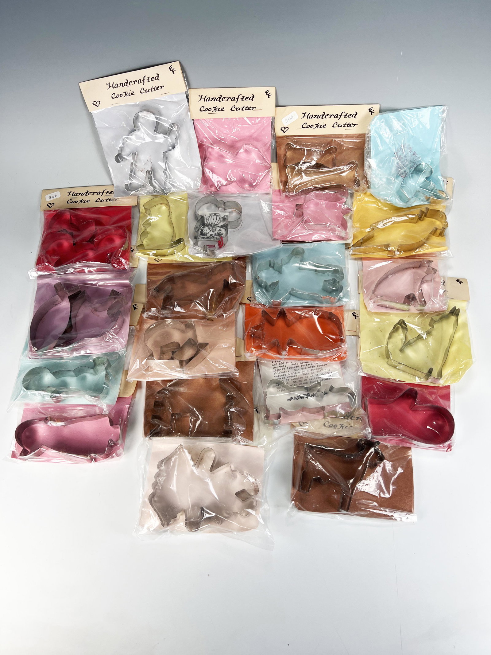 LOT OF HANDCRAFTED COOKIE CUTTERS IN PACKAGE (1 of 3)