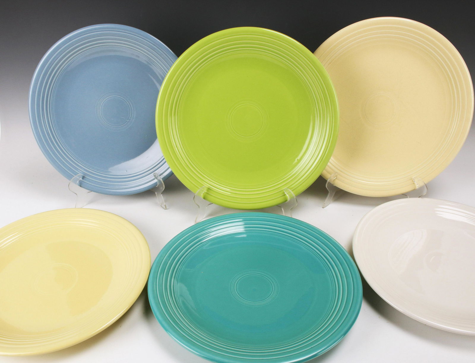 SIX LARGE ROUND MULTICOLOR FIESTA WARE PLATTERS (1 of 3)