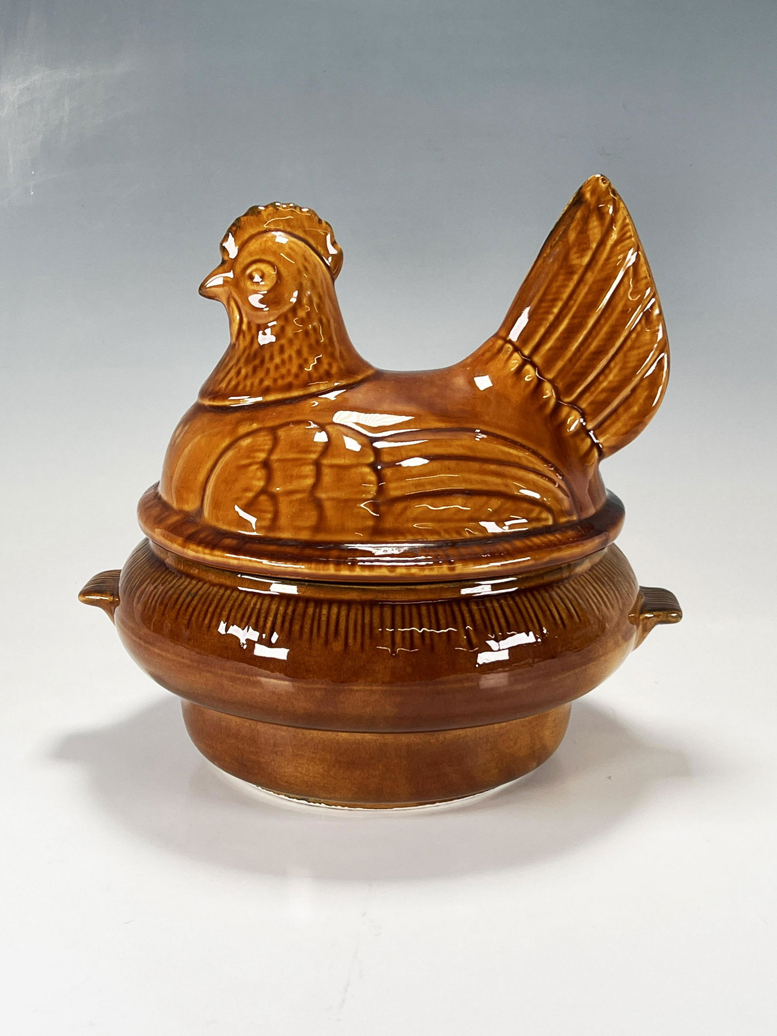 VINTAGE CERAMIC CHICKEN ROOSTER TUREEN (1 of 5)