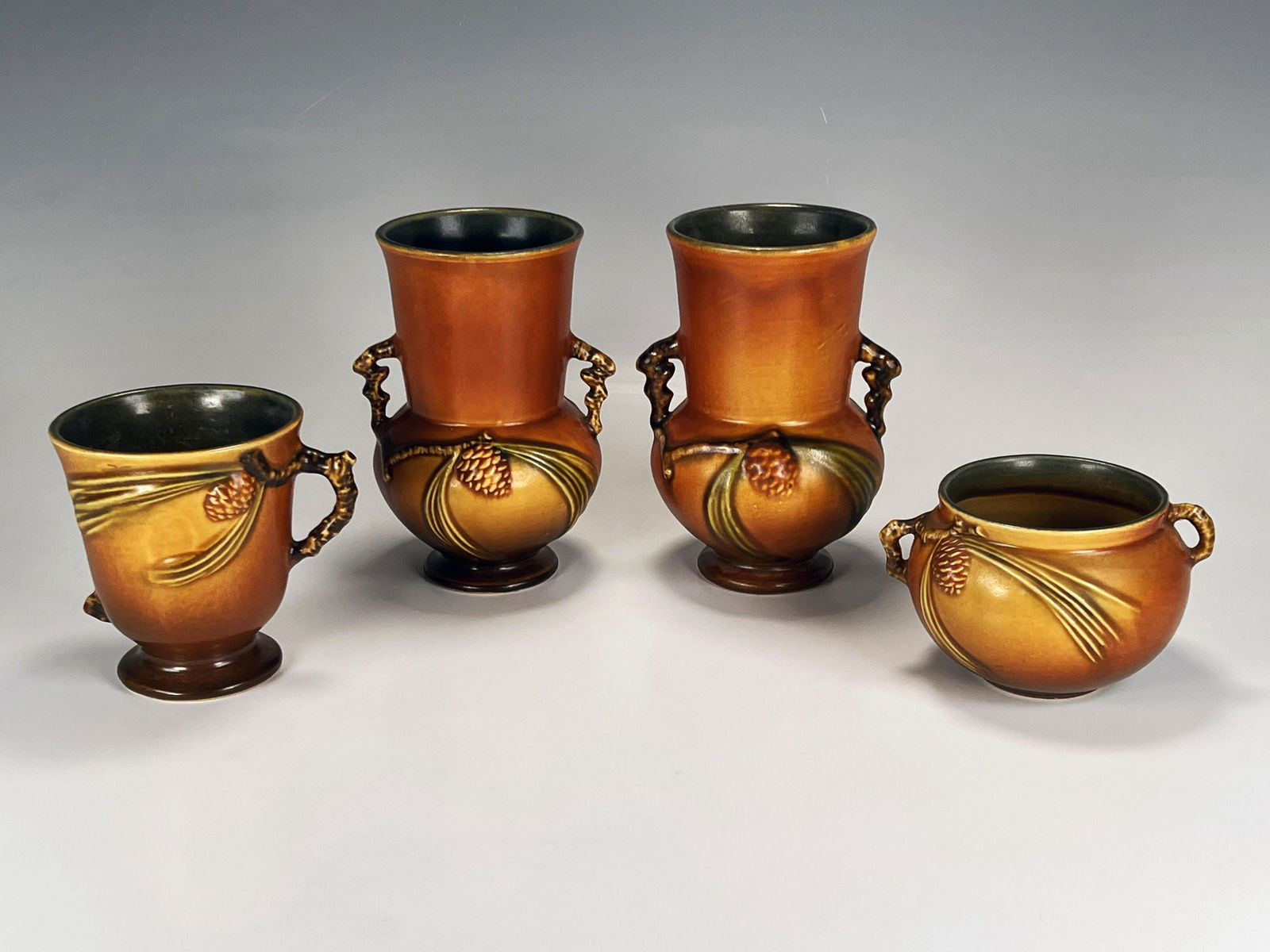 VINTAGE COLLECTION OF BROWN ACORN ROSEVILLE POTTERY (1 of 10)