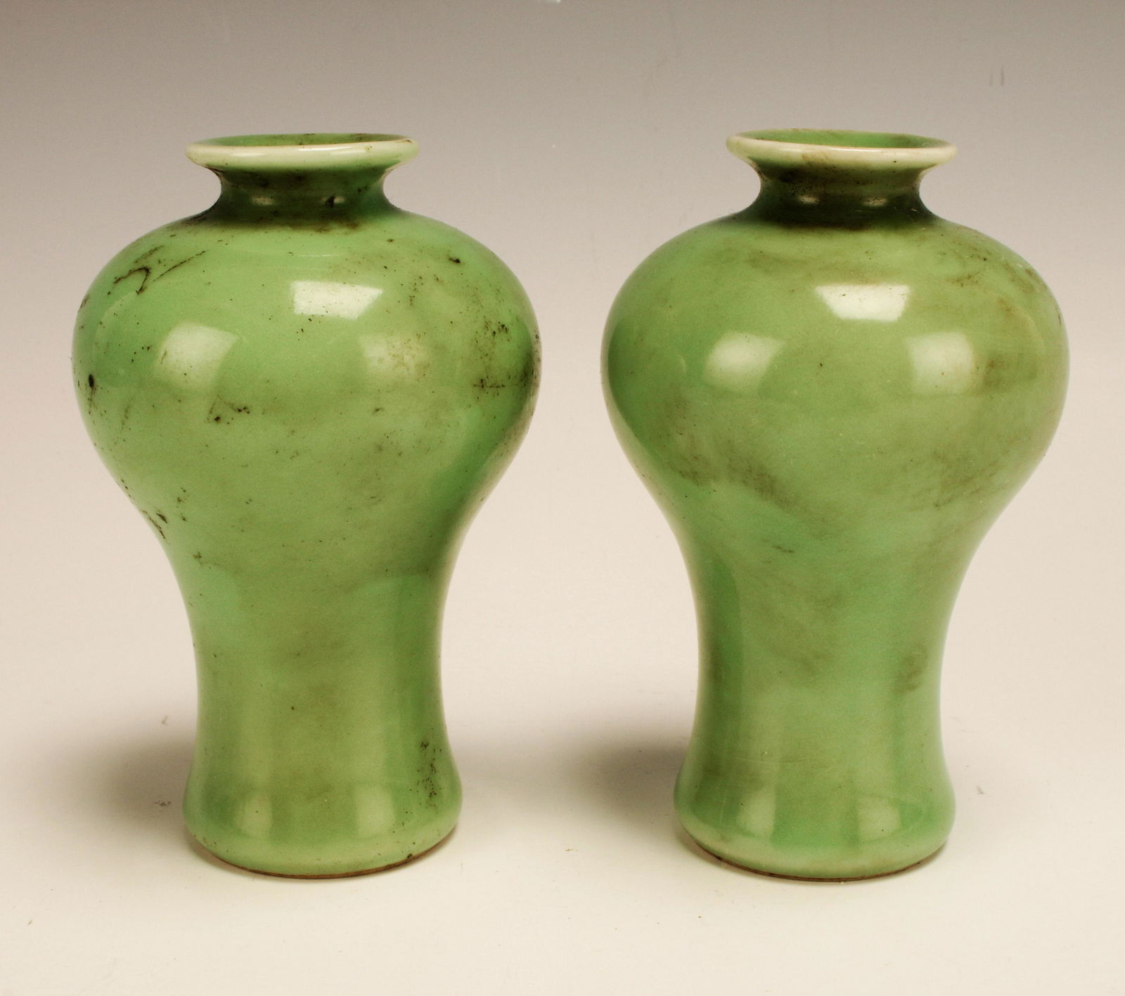 TWO CHINESE SMALL MEIPING VASES (1 of 5)
