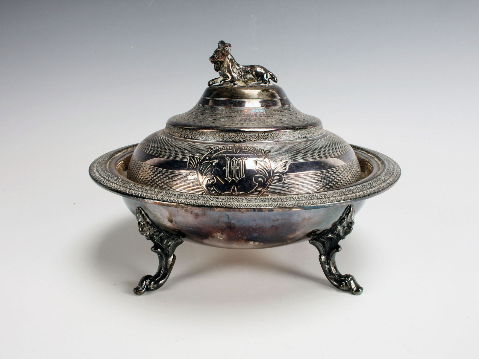 SILVERPLATE MONOGRAMMED LIDDED DISH (1 of 6)