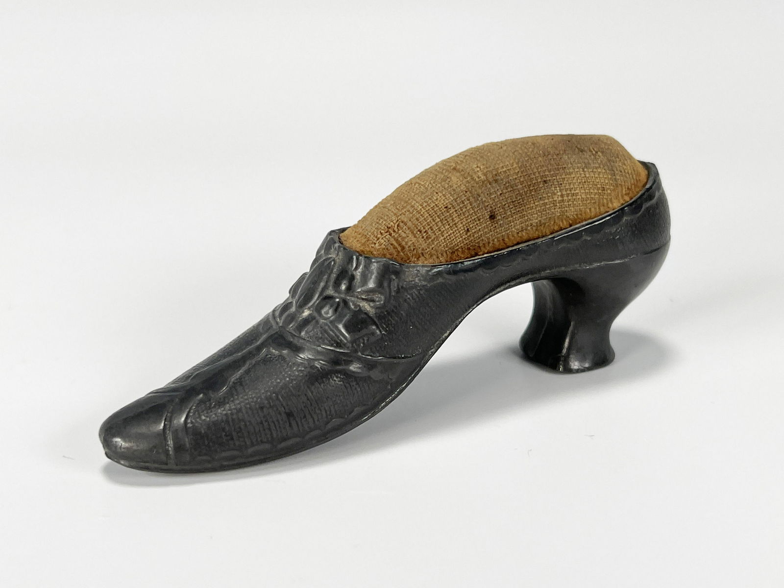 SILVER TONED LADYS SHOE PINCUSHION (1 of 5)