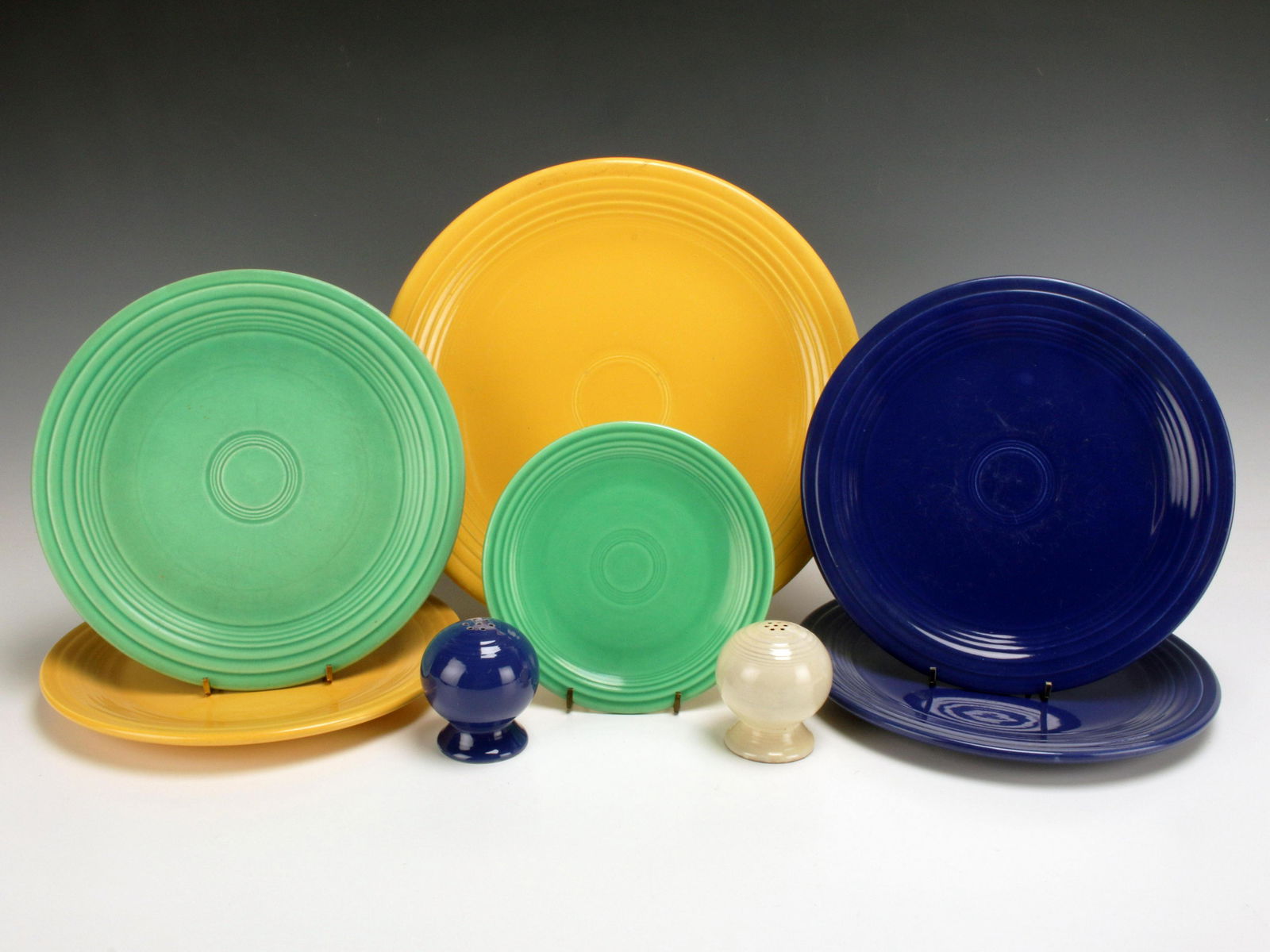 FIESTAWARE PLATES WITH SALT & PEPPER: FIESTAWARE PLATES WITH SALT & PEPPER Plates in 12 1/4", 9 1/2", and 6 1/4" in cobalt, meadow, and marigold. 12 1/4" <