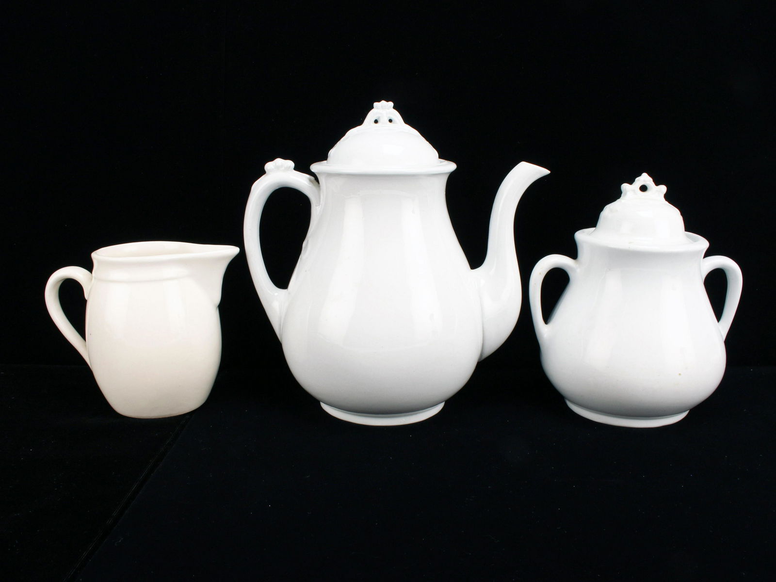 IRONSTONE TEAPOT STONE CHINA SUGAR BOWL (1 of 7)