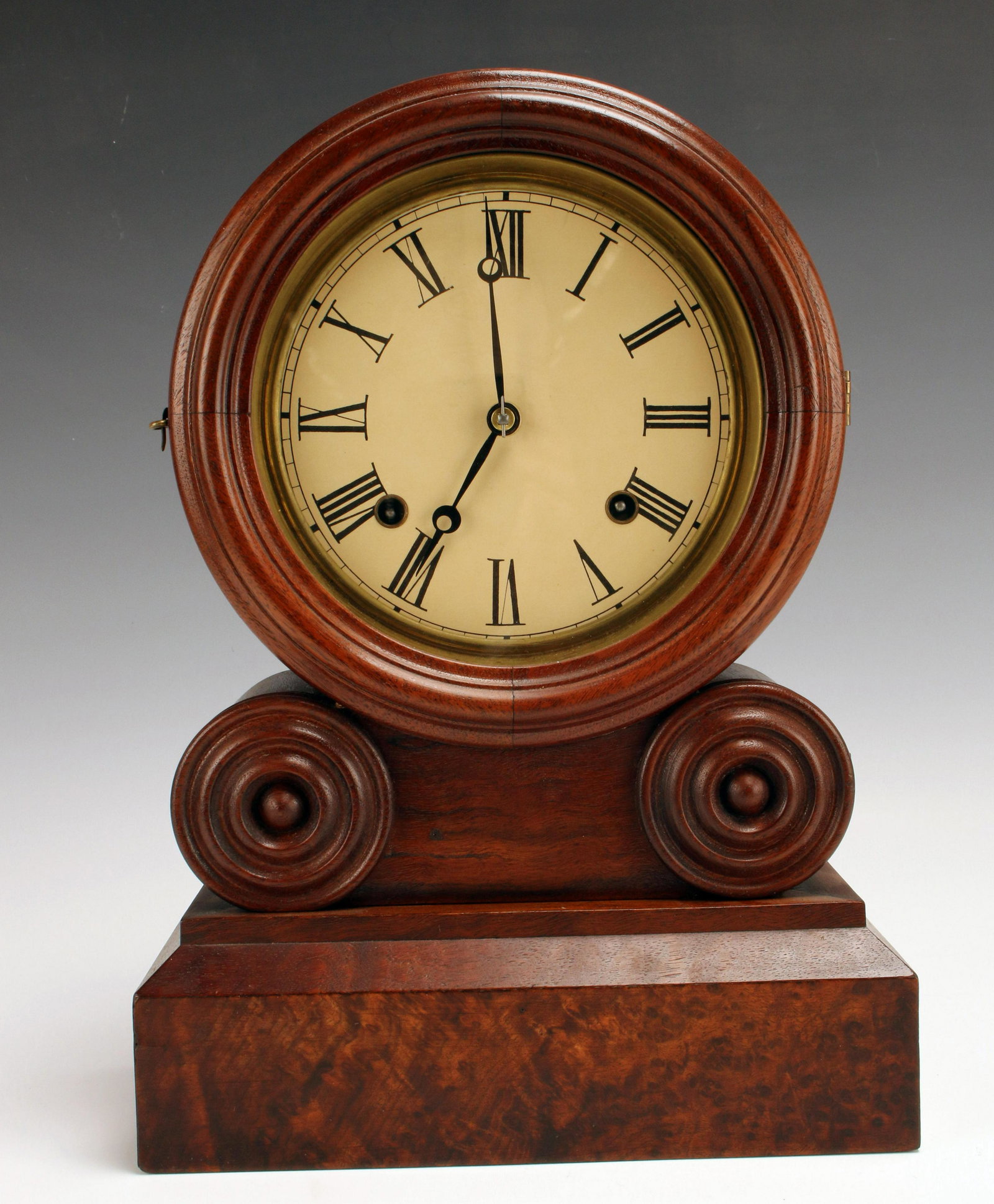 E. INGRAHAM MANTEL CLOCK (1 of 5)