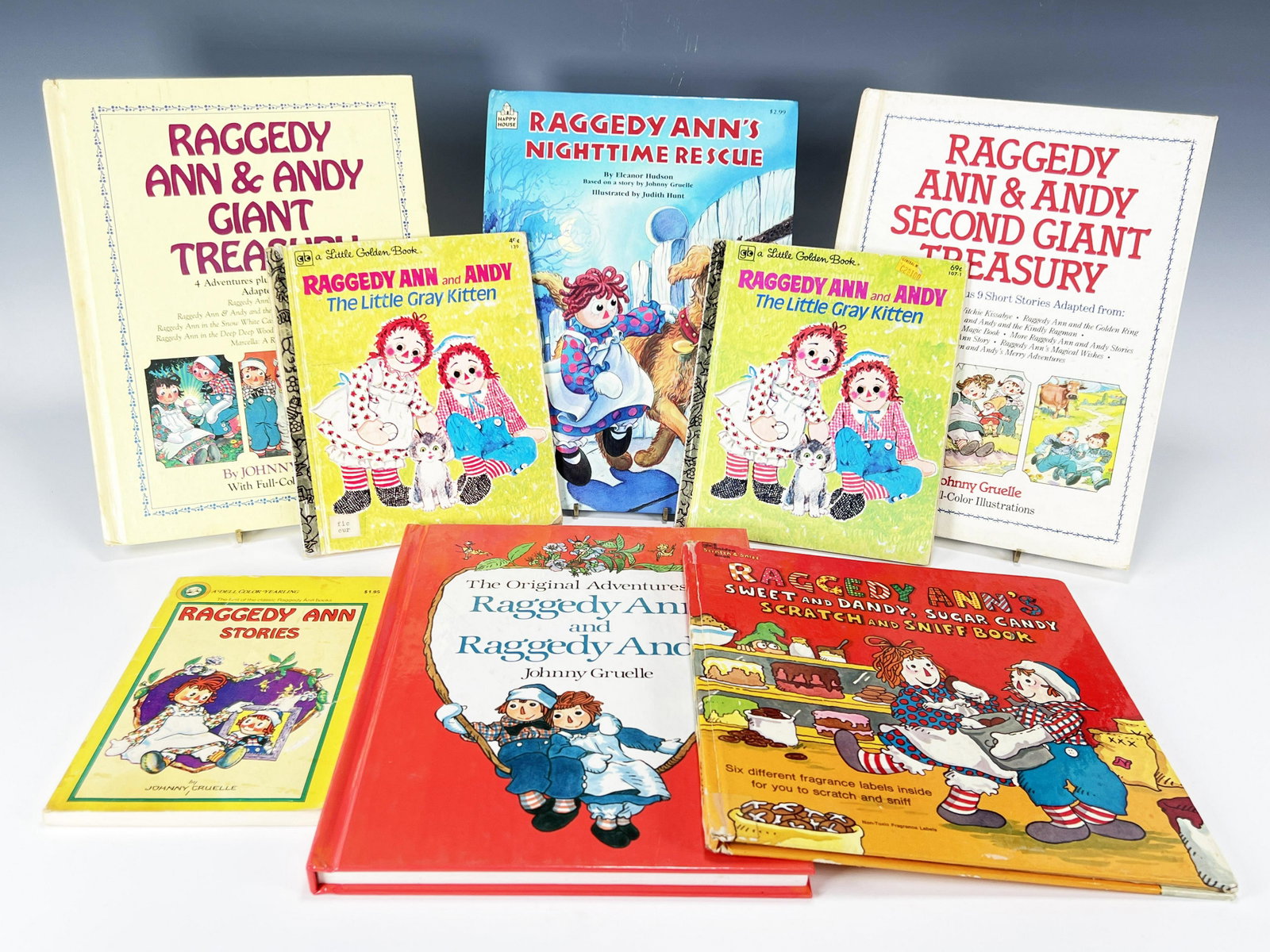 RAGGEDY ANN AND ANDY HARDCOVER BOOK LOT: RAGGEDY ANN AND ANDY HARDCOVER BOOK LOT Seven hardcover books: R. Ann & Andy Giant Treasury; R. Ann & Andy Second Giant Treasury; The Original Adventures of R. Ann and R. Andy;