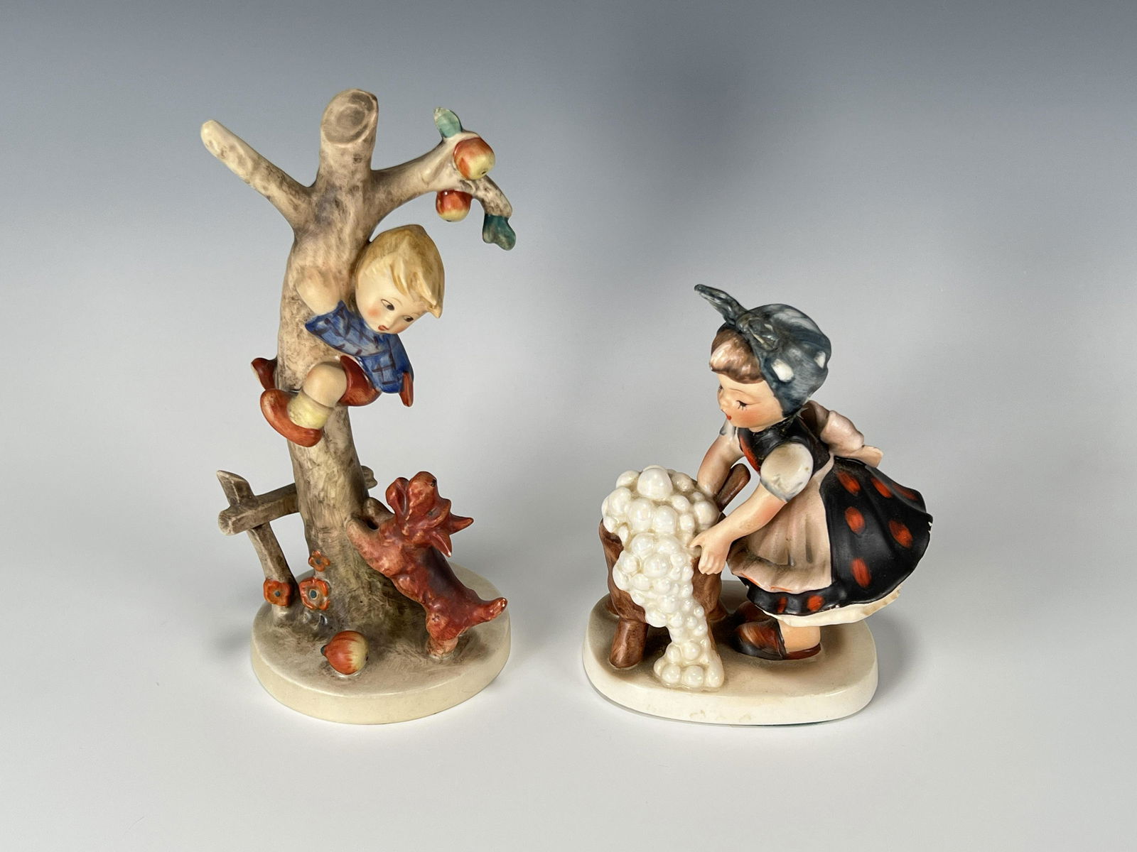 GOEBEL HUMMEL CULPRITS TMK-2 NAPCO WASH DAY: GOEBEL HUMMEL CULPRITS TMK-2 NAPCO WASH DAY Culprits 56/A TMK-2, Wash Day by Napco. 3 1/2" X 7" Shipping: