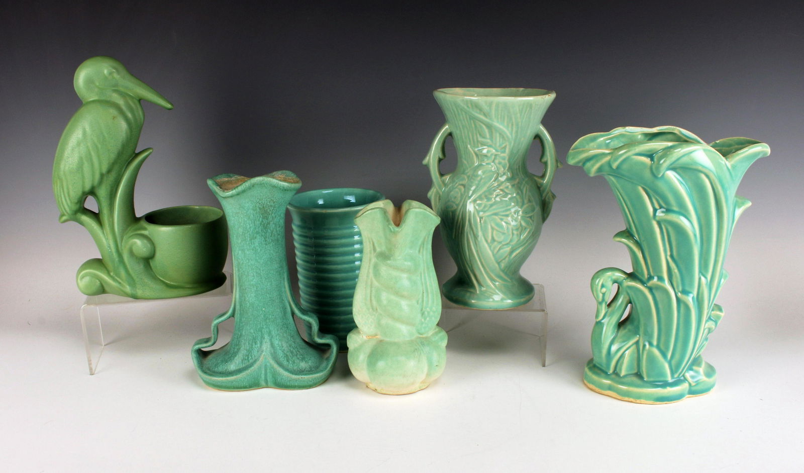 6 AMERICAN ART POTTERY WELLER, NILOAK, MCCOY (1 of 10)