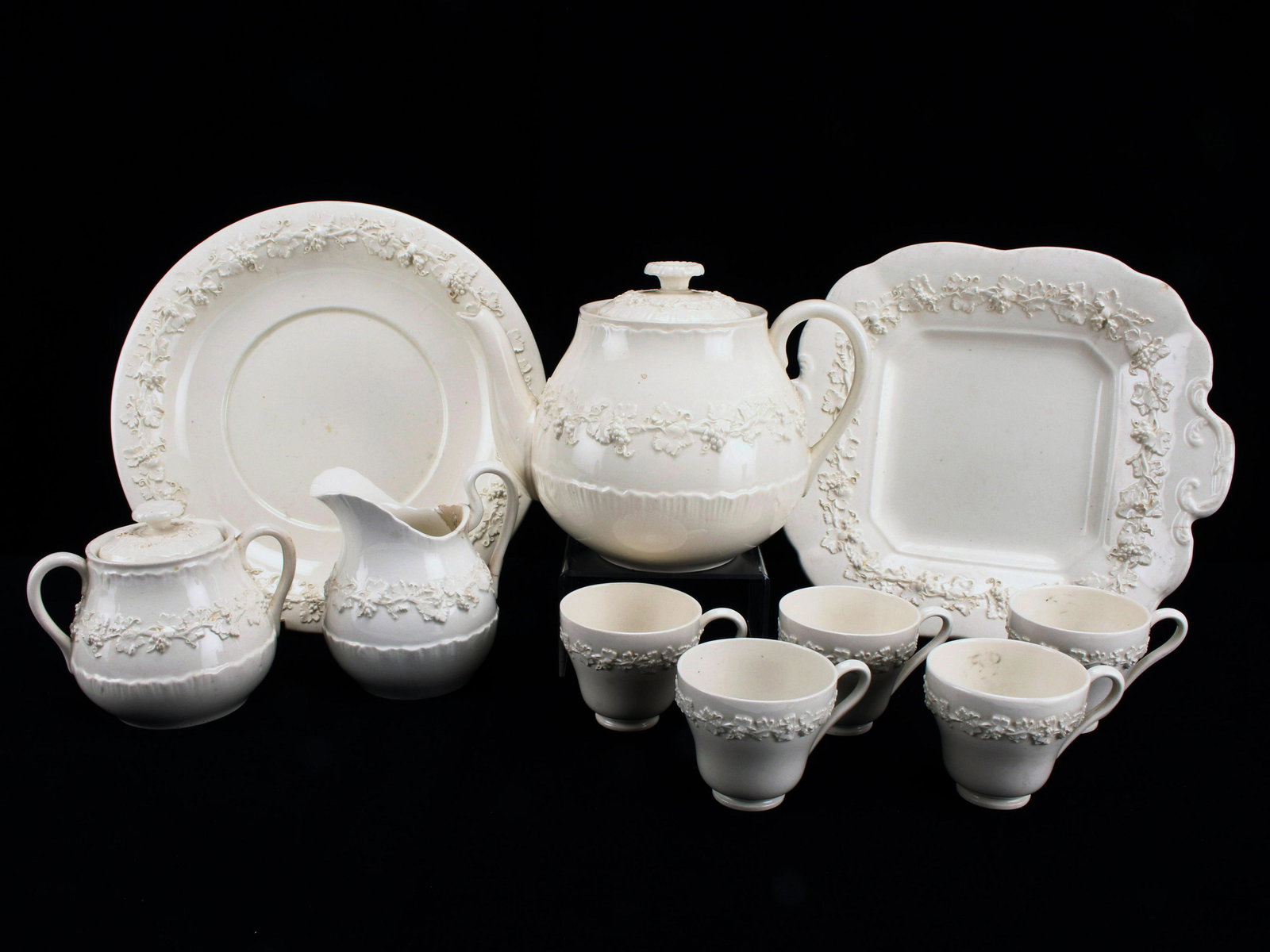 WEDGWOOD EMBOSSED QUEENS WARE TEA SET (1 of 9)