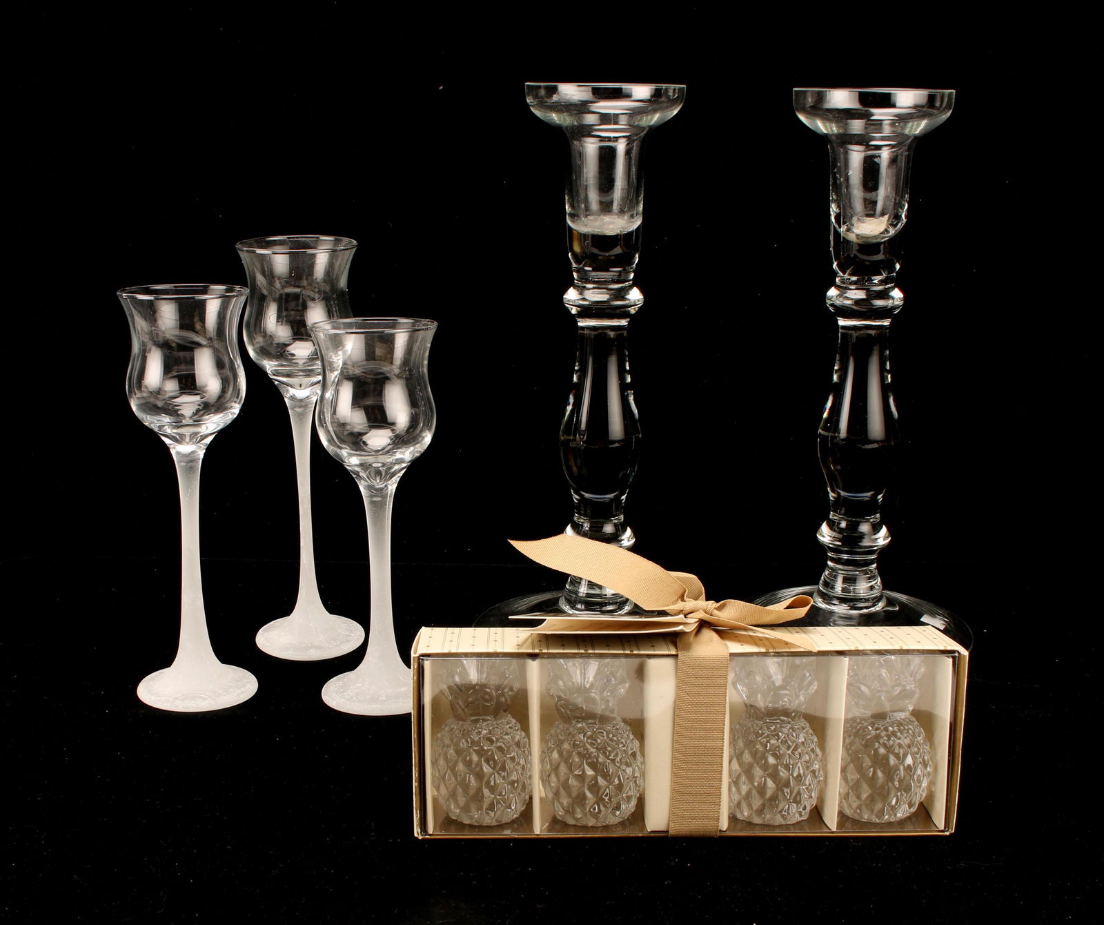 SETS OF GLASS CANDLEHOLDERS (1 of 5)