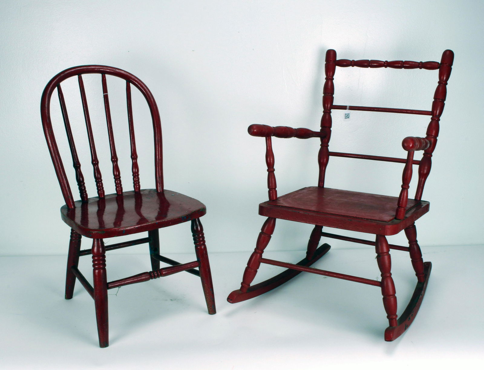 TWO VINTAGE RED CHILDRENS CHAIRS (1 of 4)